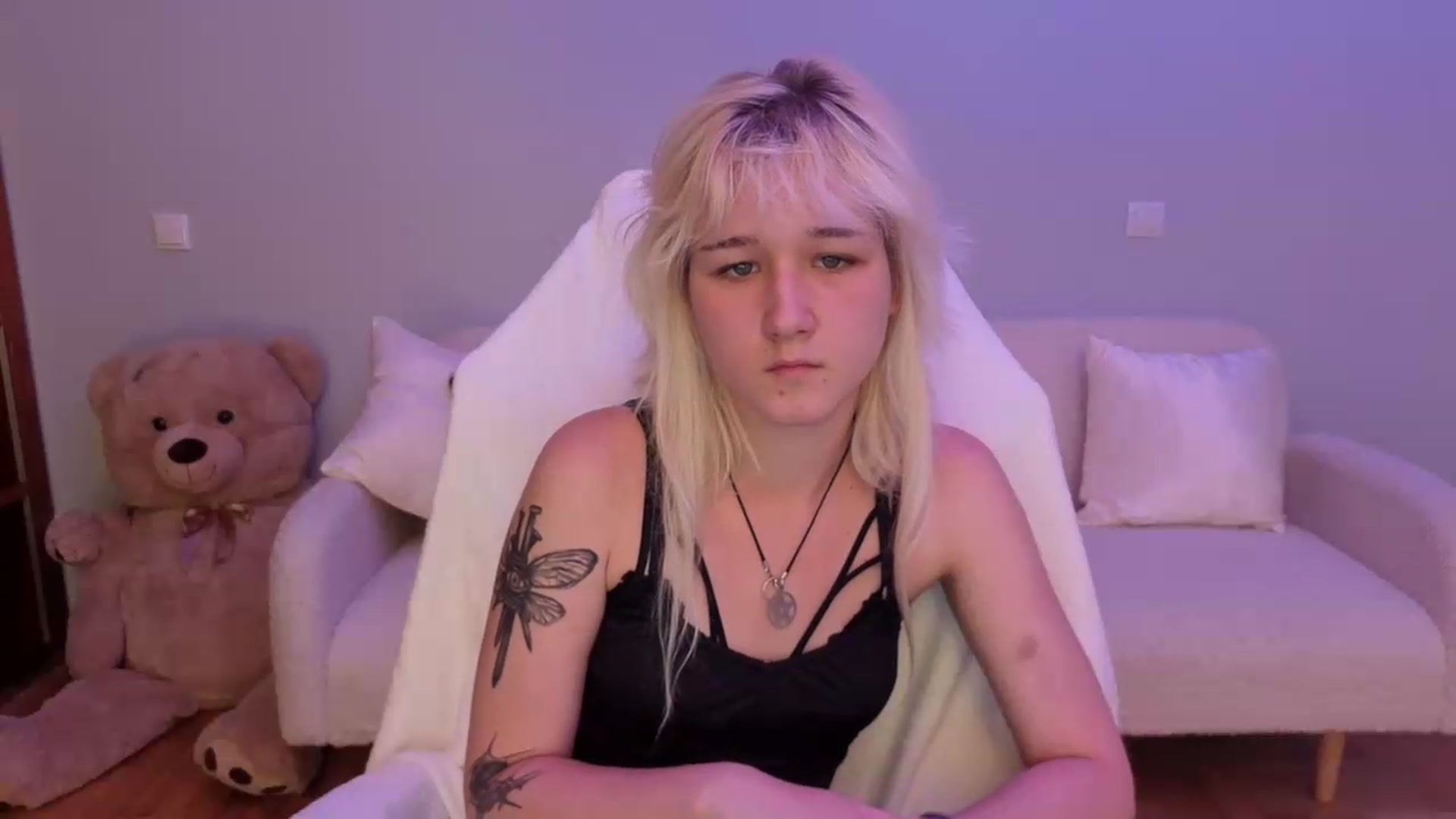 Gallery image thumbnail from Liliia's myfreecams stream on, 05/25/2026, 16:24 image 2 of 20