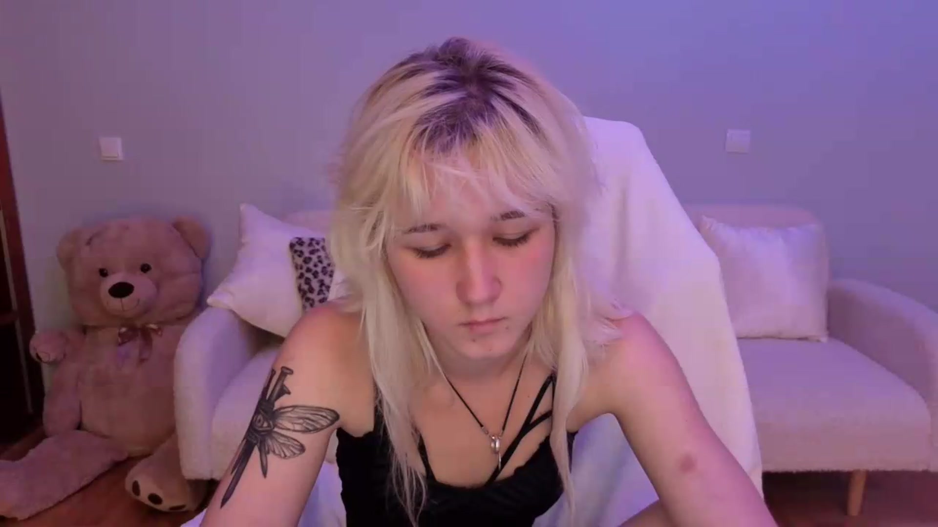 Gallery image thumbnail from Liliia's myfreecams stream on, 05/25/2026, 16:24 image 19 of 20