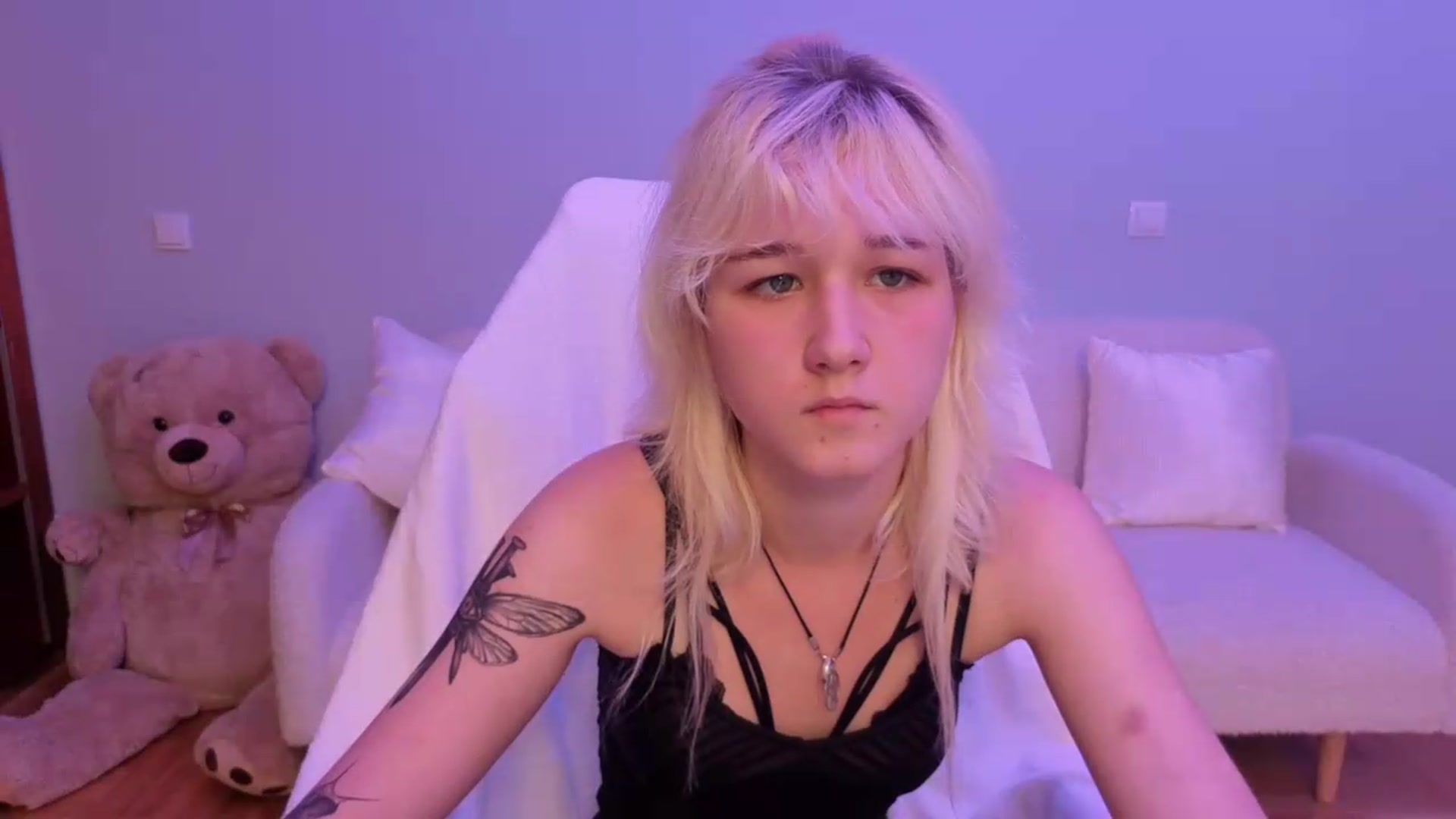 Gallery image thumbnail from Liliia's myfreecams stream on, 05/25/2026, 17:24 image 12 of 20