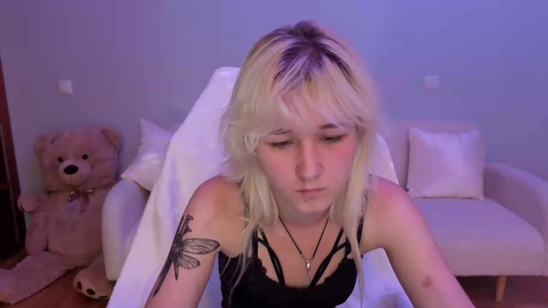 Gallery image thumbnail from Liliia's myfreecams stream on, 05/25/2026, 17:24 image 6 of 20
