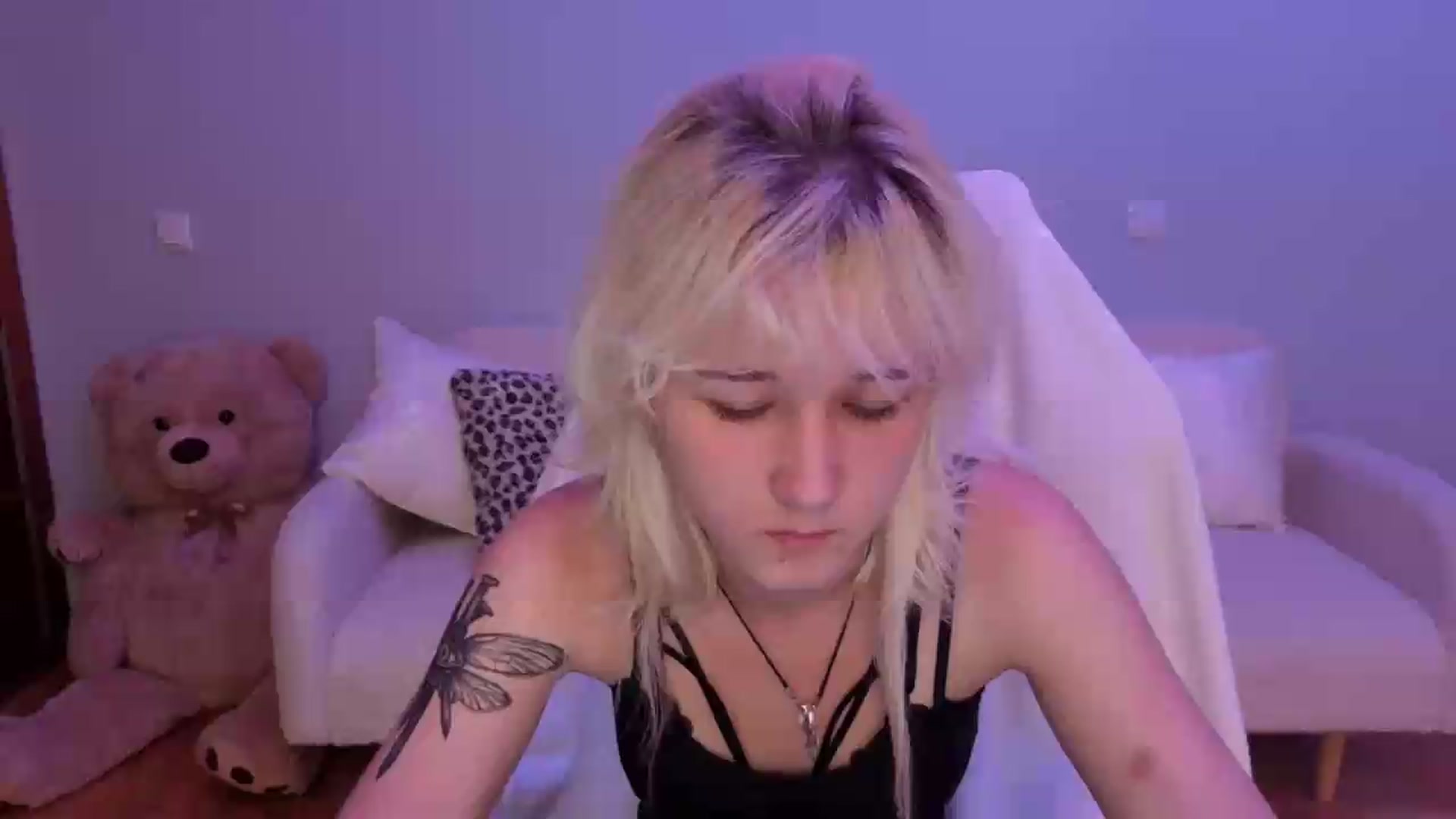 Gallery image thumbnail from Liliia's myfreecams stream on, 05/25/2026, 17:24 image 9 of 20