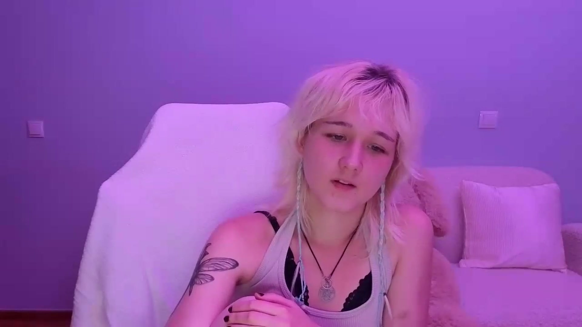 Gallery image thumbnail from Liliia's myfreecams stream on, 05/26/2026, 20:17 image 3 of 20