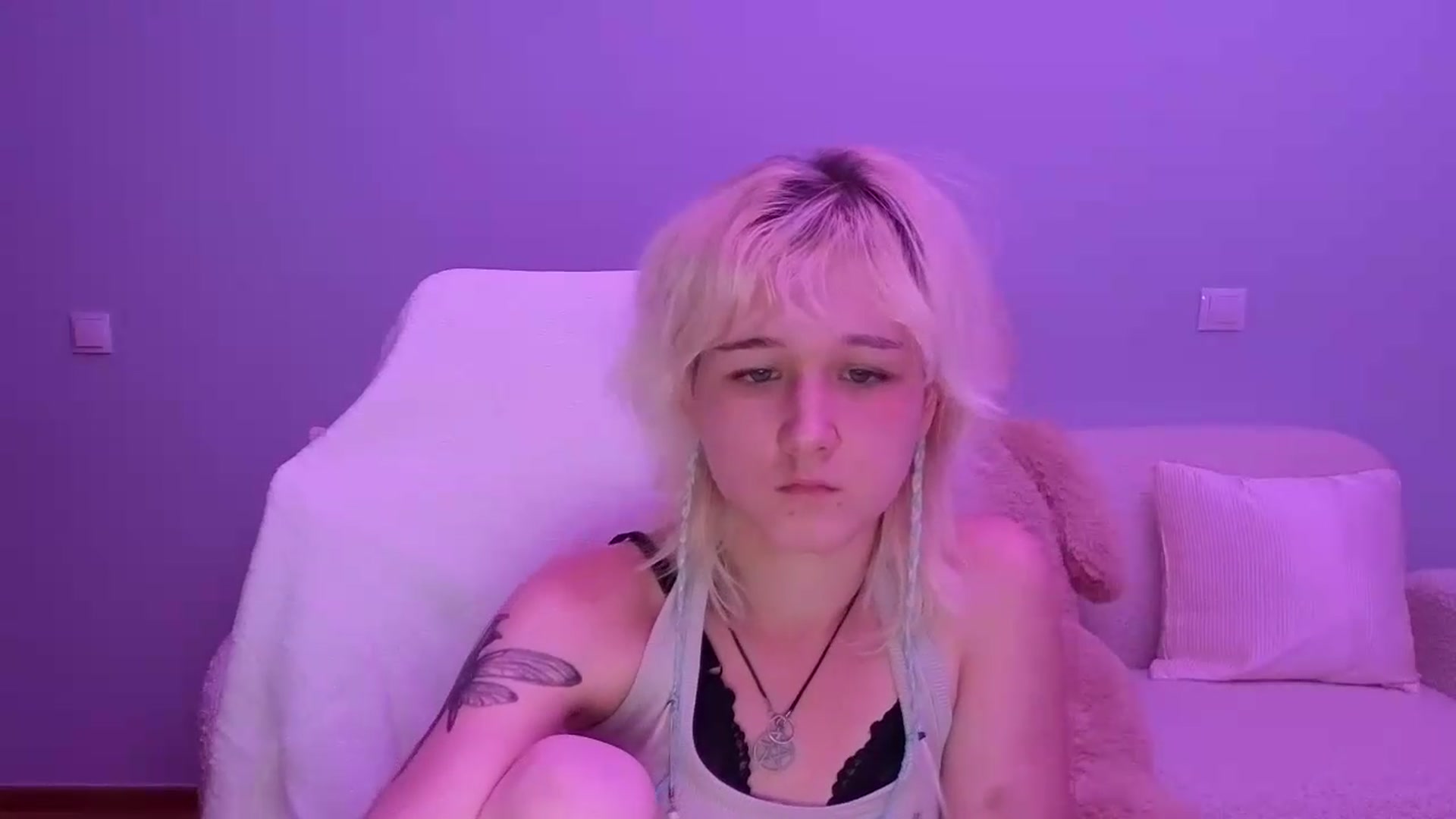 Gallery image thumbnail from Liliia's myfreecams stream on, 05/26/2026, 20:17 image 2 of 20