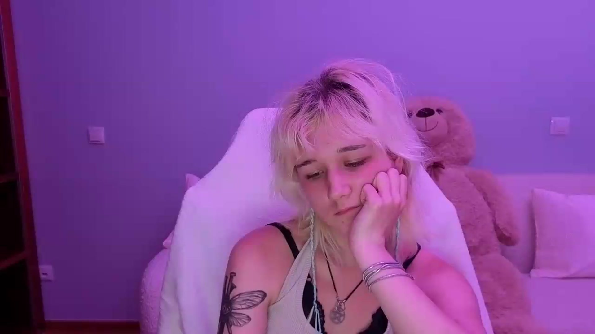 Gallery image thumbnail from Liliia's myfreecams stream on, 05/26/2026, 20:17 image 8 of 20