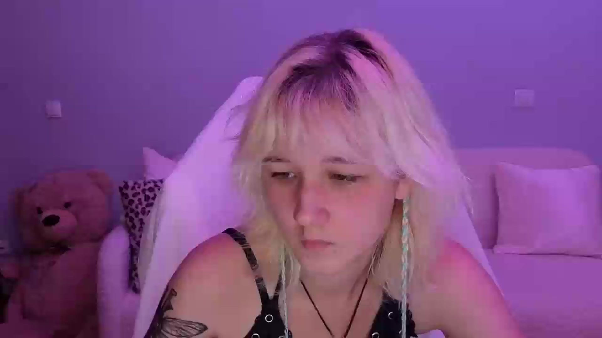 Gallery image thumbnail from Liliia's myfreecams stream on, 05/27/2026, 14:19 image 13 of 20