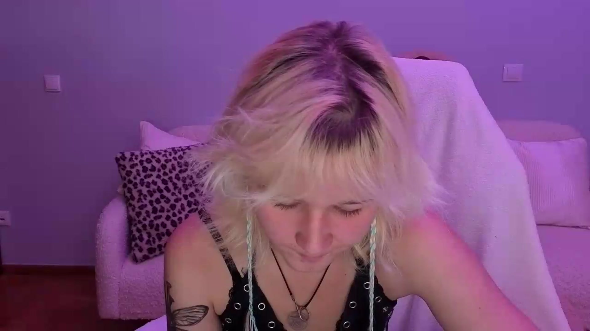 Gallery image thumbnail from Liliia's myfreecams stream on, 05/27/2026, 14:19 image 5 of 20
