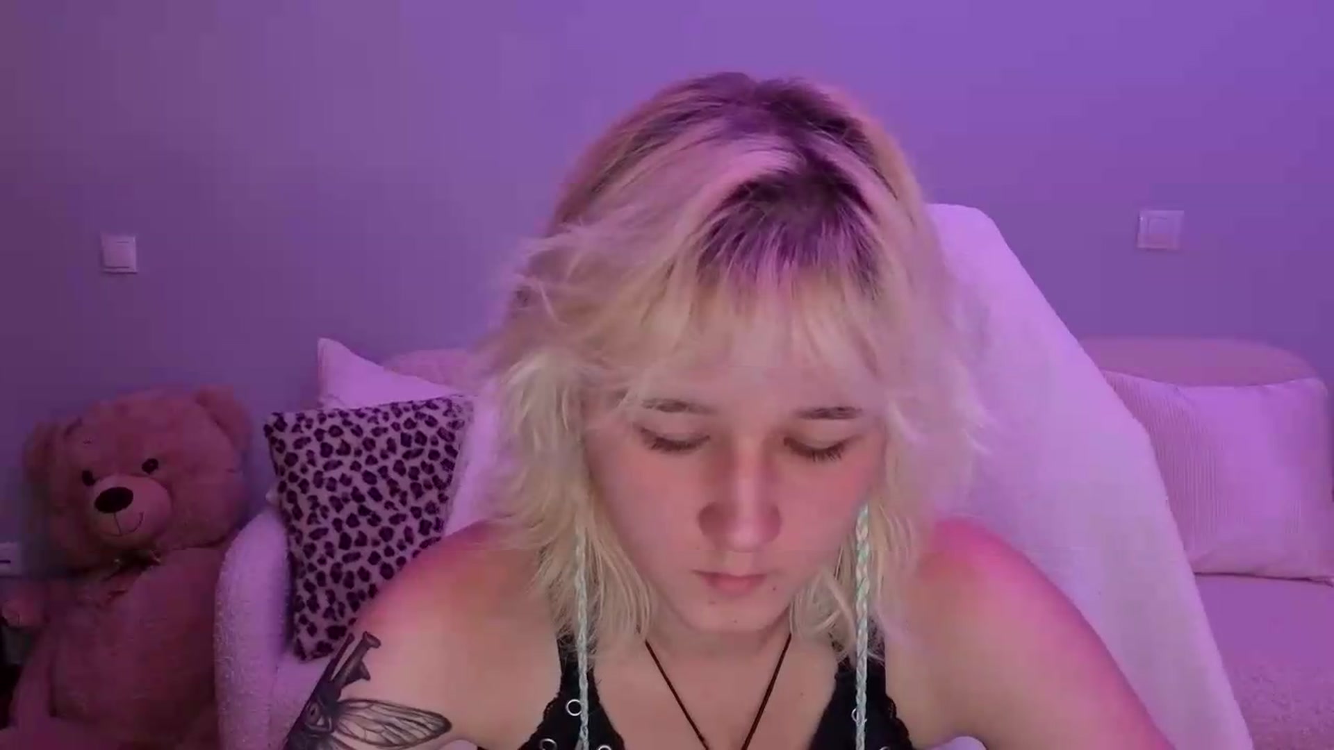 Gallery image thumbnail from Liliia's myfreecams stream on, 05/27/2026, 14:19 image 9 of 20
