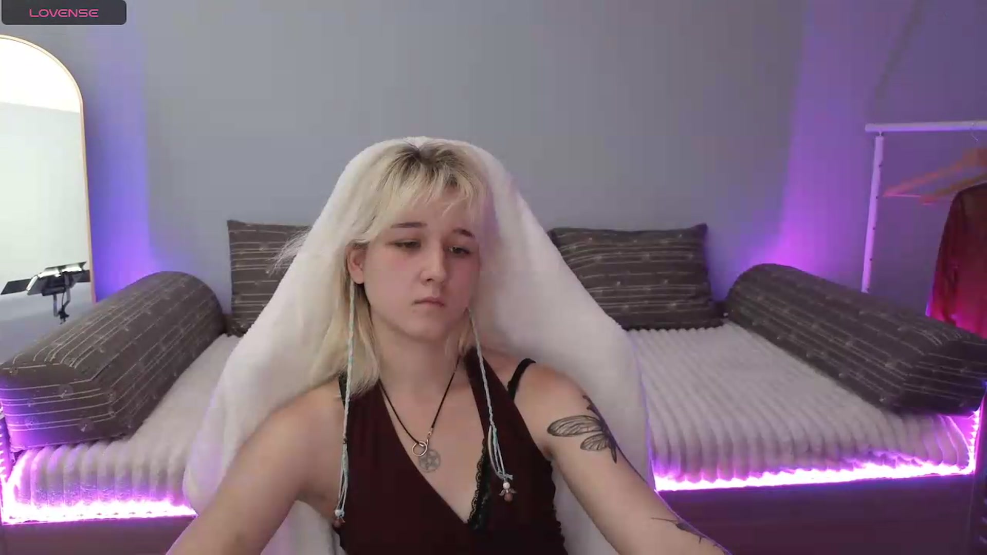 Gallery image thumbnail from Liliia's myfreecams stream on, 05/28/2026, 17:48 image 15 of 20