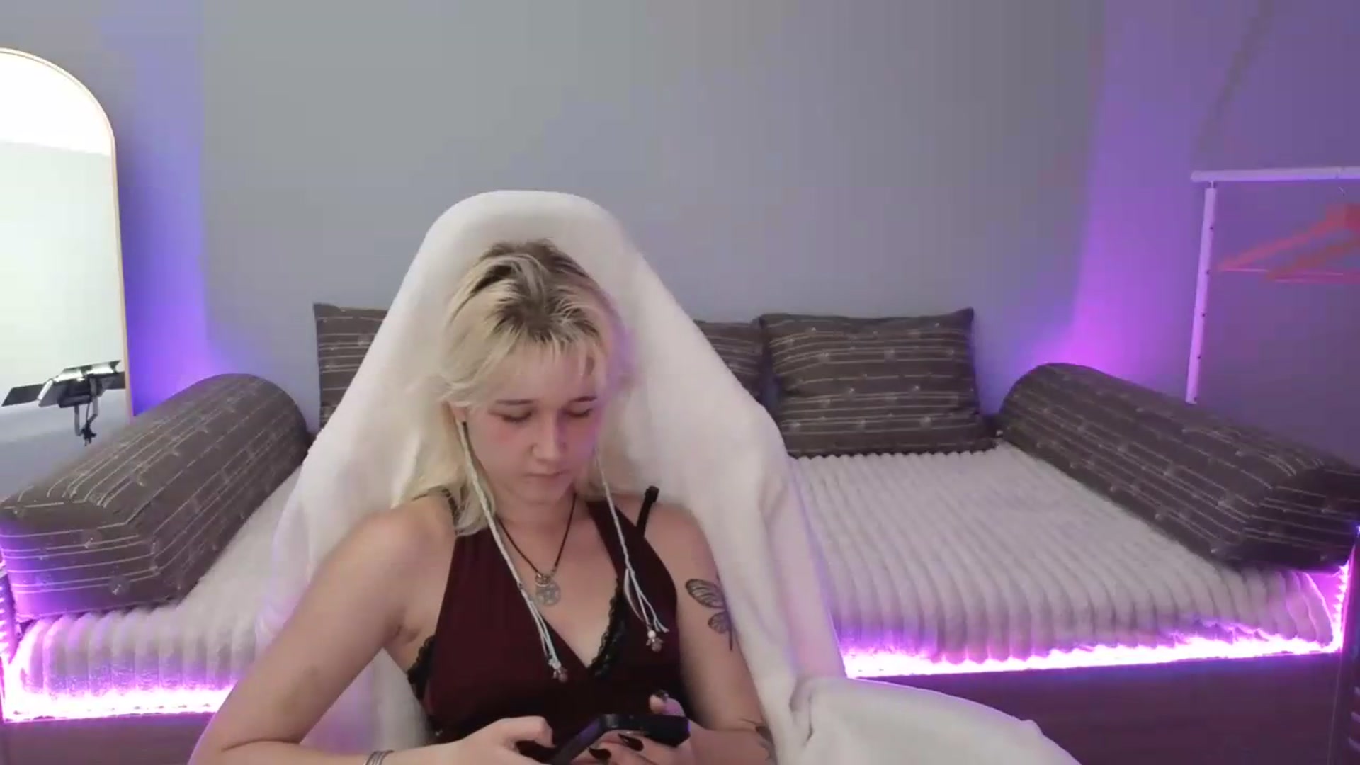 Gallery image thumbnail from Liliia's myfreecams stream on, 05/28/2026, 21:37 image 11 of 20