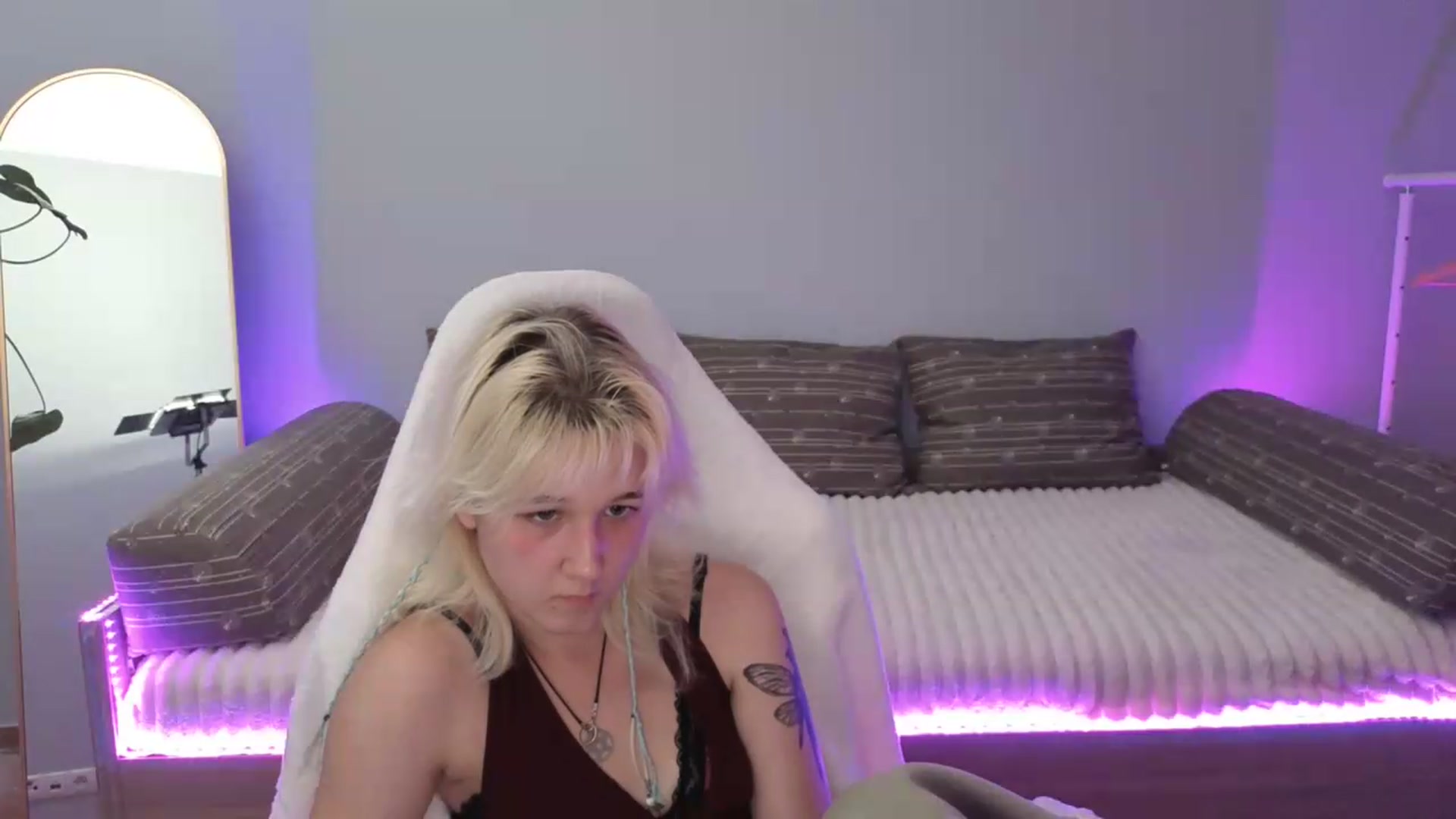 Gallery image thumbnail from Liliia's myfreecams stream on, 05/28/2026, 21:37 image 14 of 20