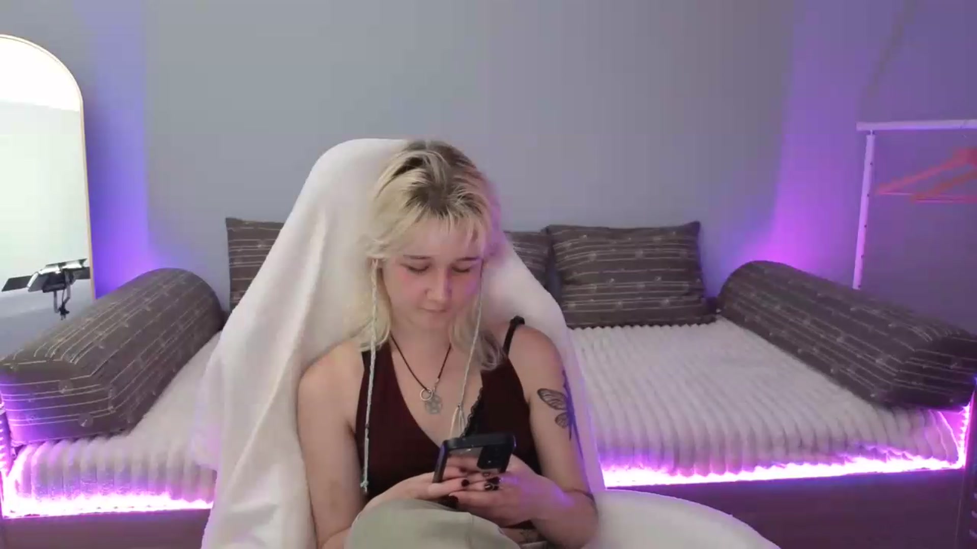 Gallery image thumbnail from Liliia's myfreecams stream on, 05/28/2026, 21:37 image 8 of 20
