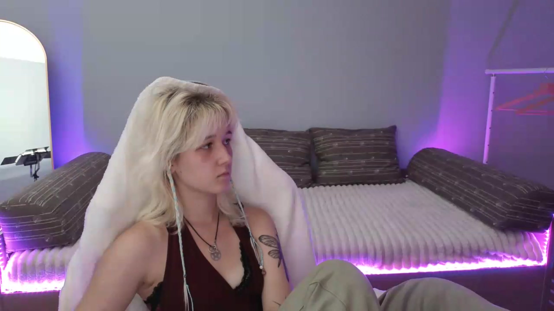 Gallery image thumbnail from Liliia's myfreecams stream on, 05/28/2026, 21:37 image 3 of 20