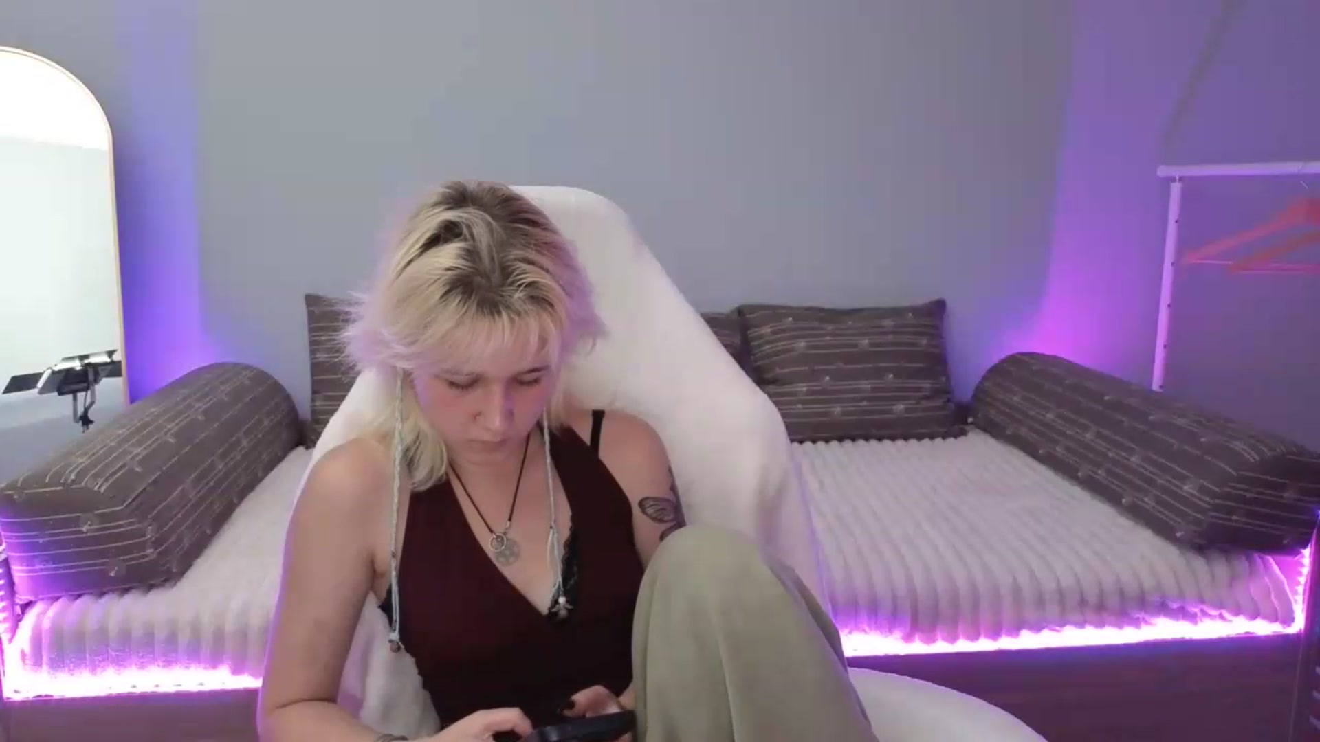 Gallery image thumbnail from Liliia's myfreecams stream on, 05/28/2026, 21:37 image 9 of 20