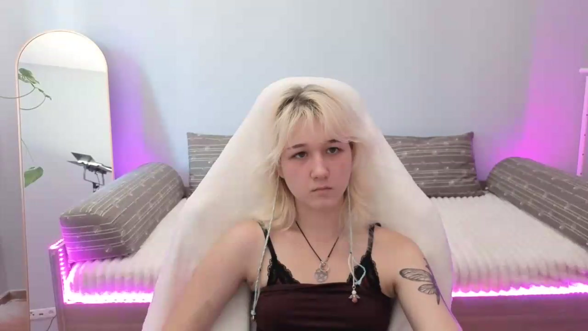 Gallery image thumbnail from Liliia's myfreecams stream on, 05/29/2026, 13:35 image 12 of 20