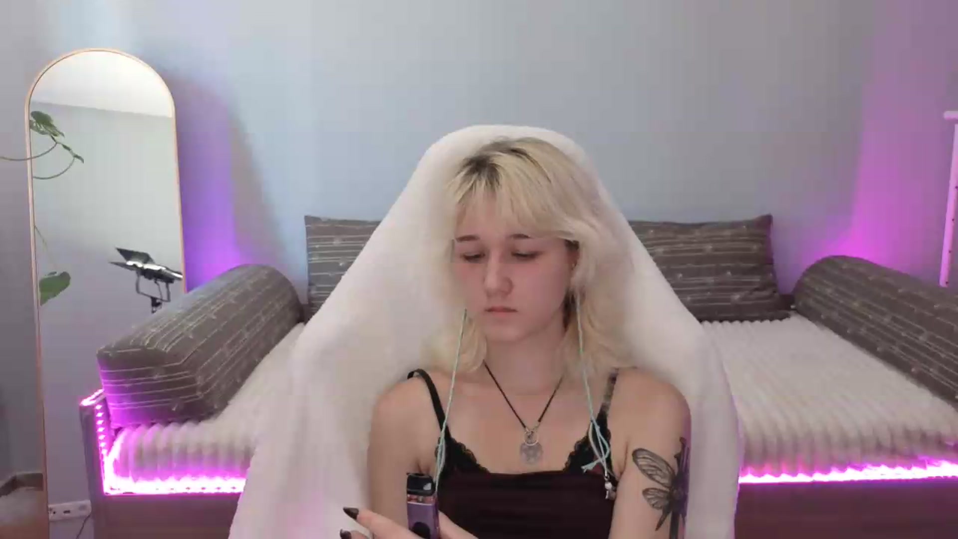 Gallery image thumbnail from Liliia's myfreecams stream on, 05/29/2026, 13:35 image 13 of 20