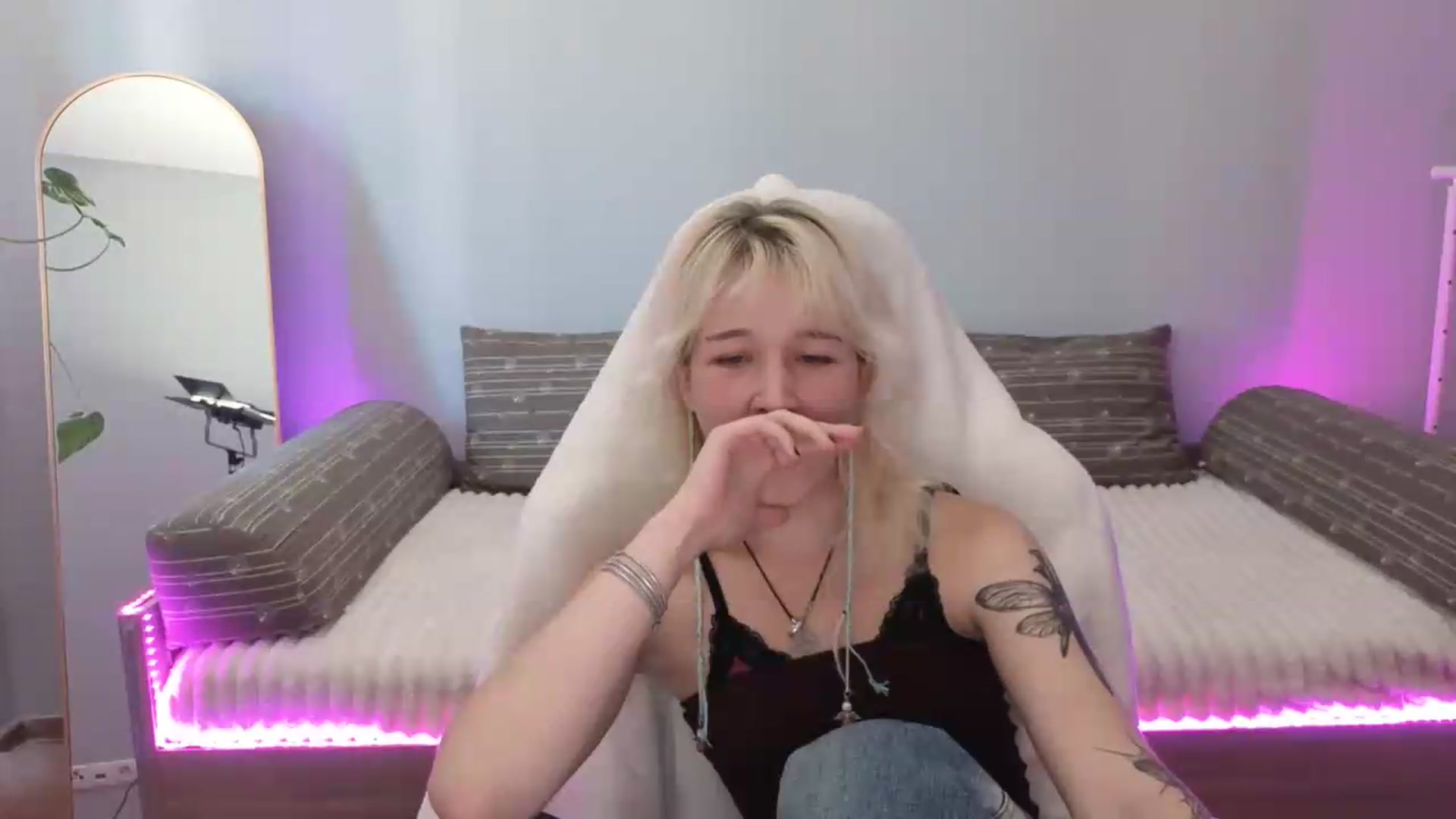 Gallery image thumbnail from Liliia's myfreecams stream on, 05/29/2026, 17:12 image 6 of 20
