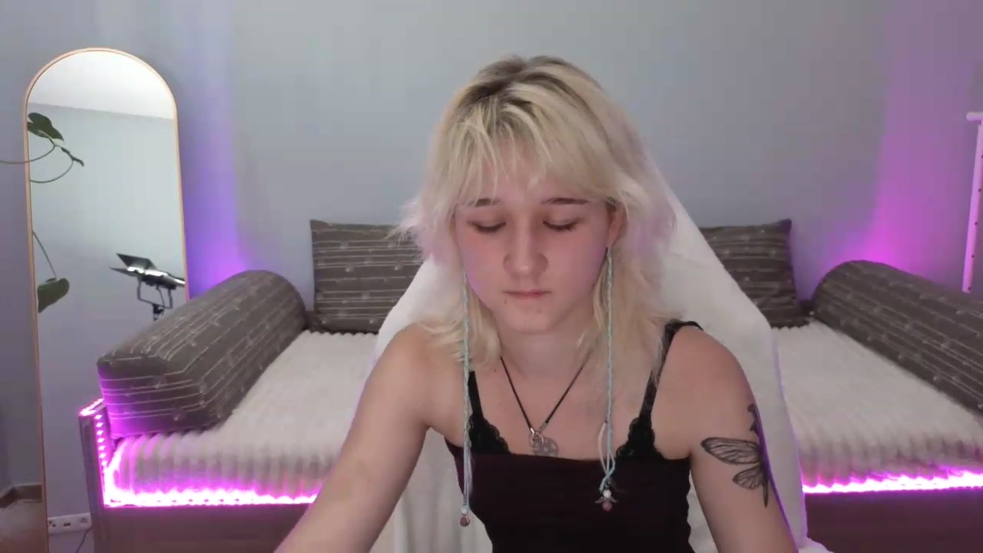 Gallery image thumbnail from Liliia's myfreecams stream on, 05/29/2026, 17:12 image 13 of 20