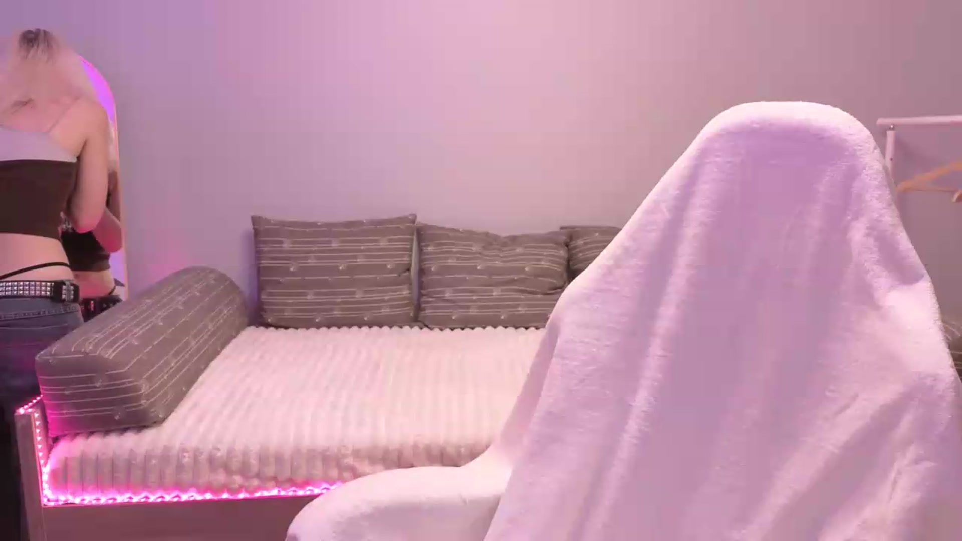 Gallery image thumbnail from Liliia's myfreecams stream on, 05/30/2026, 12:28 image 9 of 20