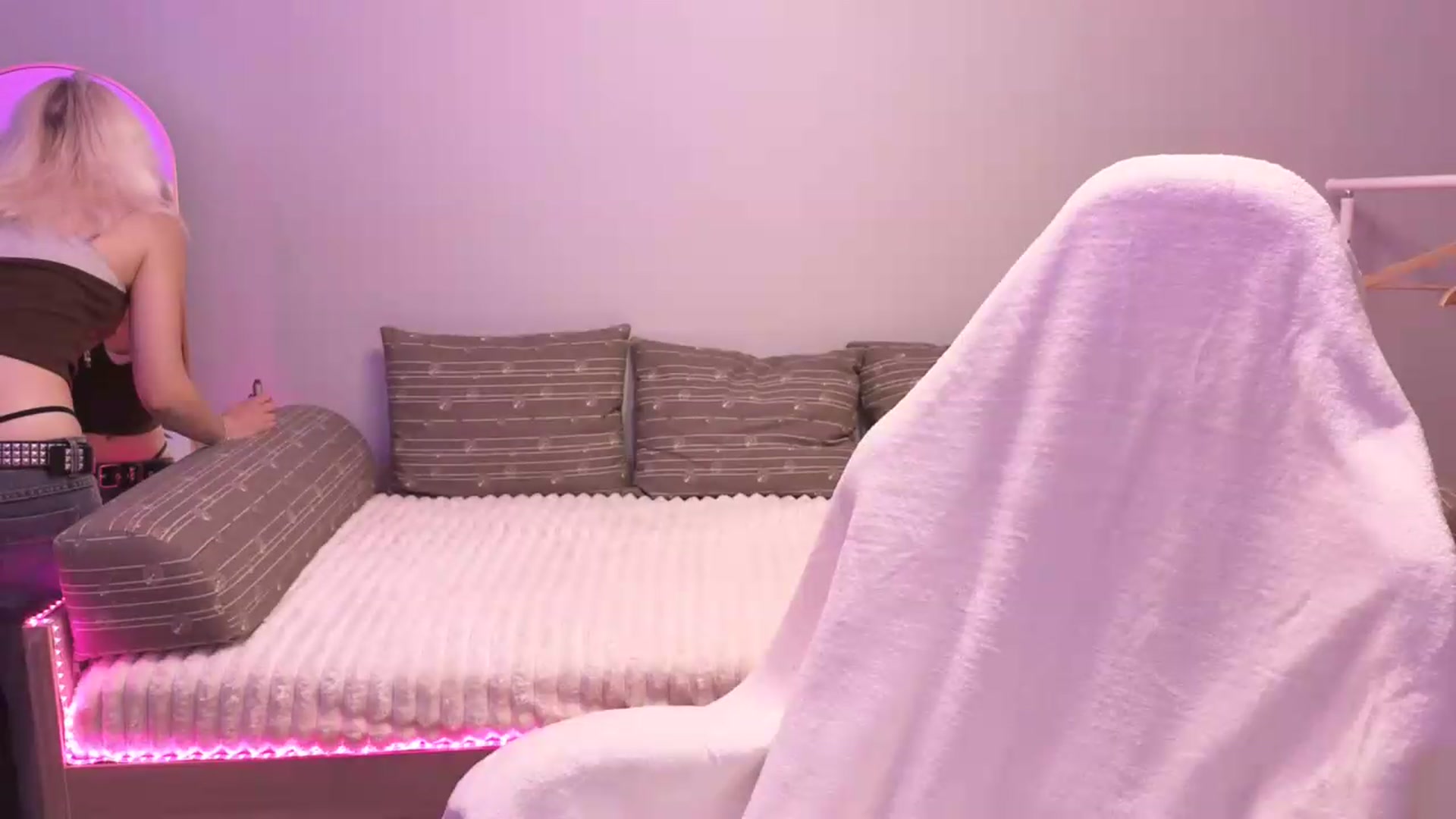 Gallery image thumbnail from Liliia's myfreecams stream on, 05/30/2026, 12:28 image 10 of 20