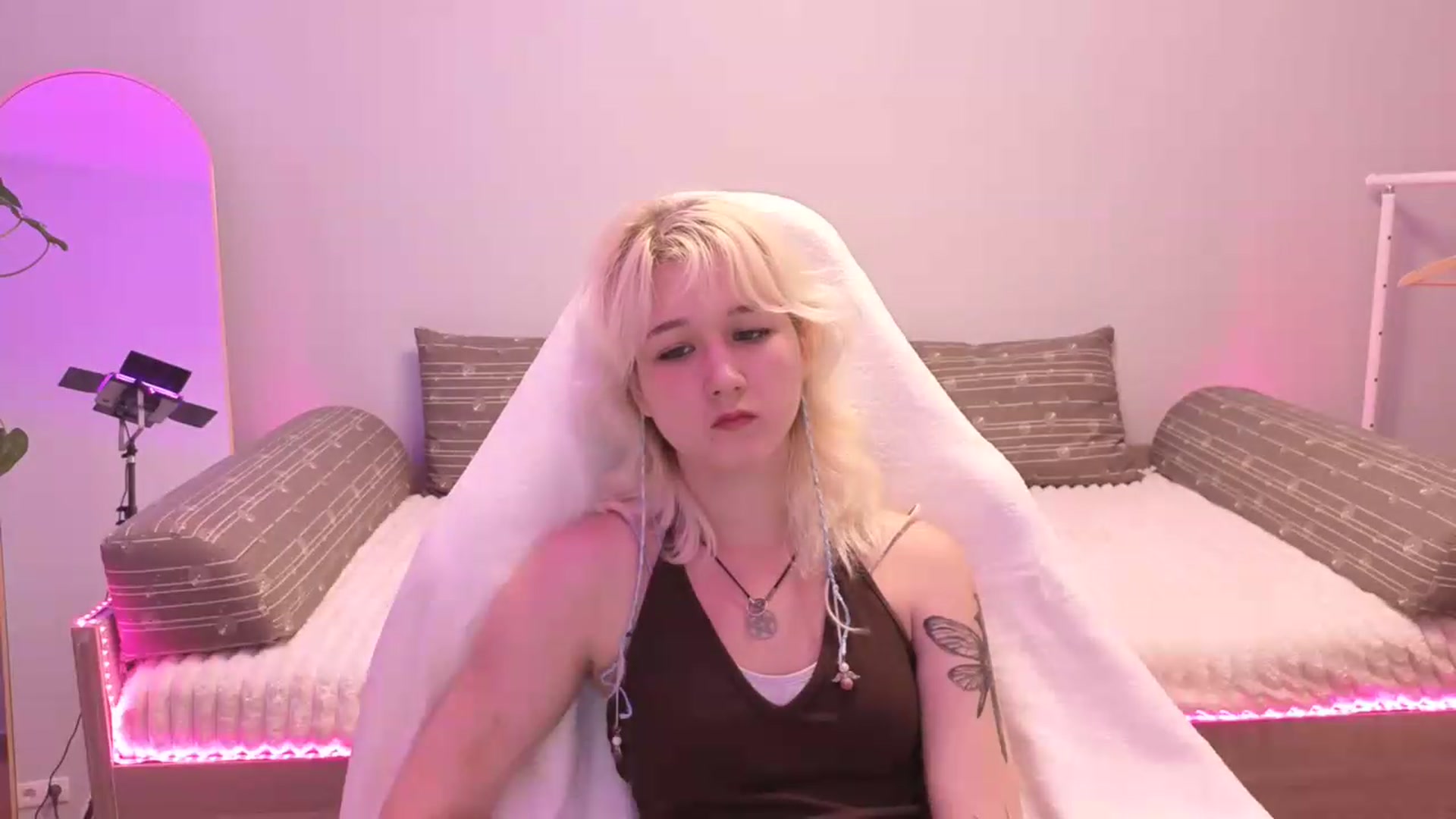 Gallery image thumbnail from Liliia's myfreecams stream on, 05/30/2026, 17:37 image 7 of 20