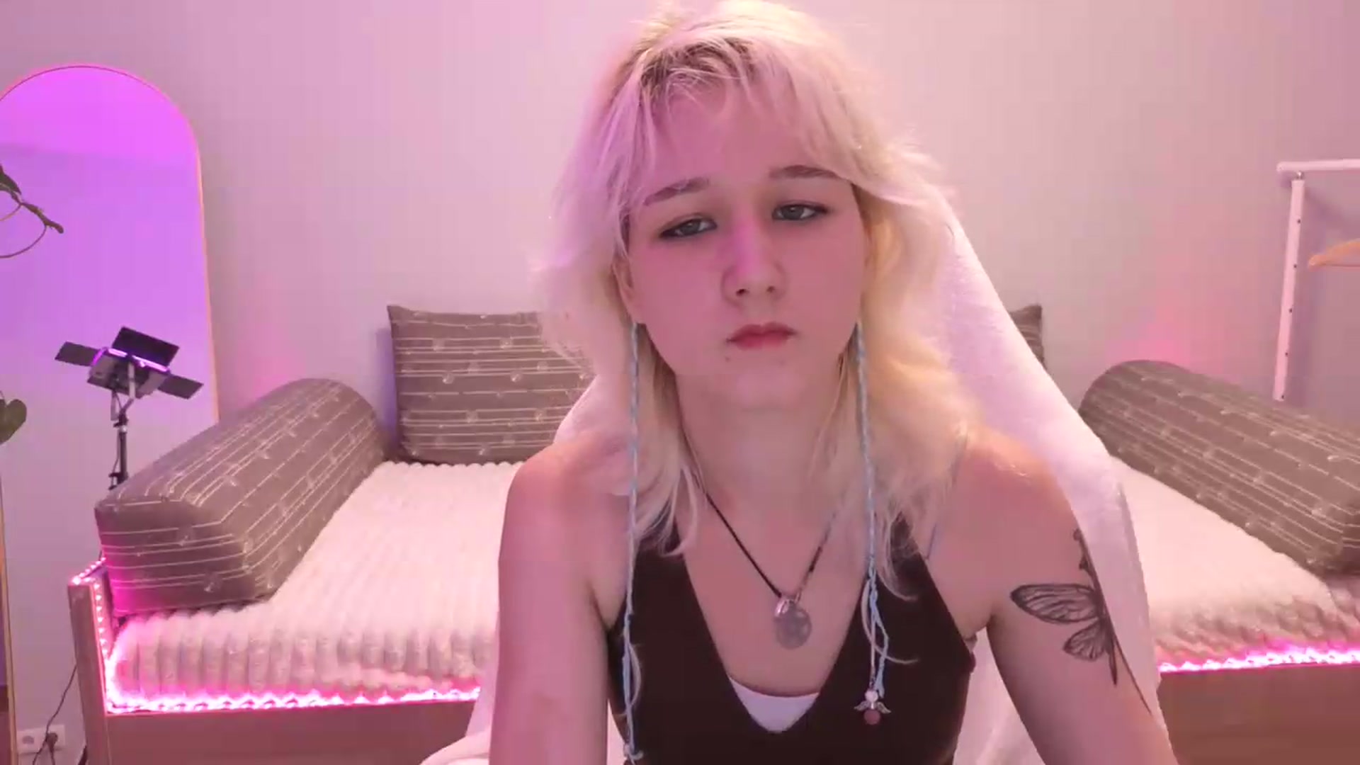 Gallery image thumbnail from Liliia's myfreecams stream on, 05/30/2026, 17:37 image 13 of 20