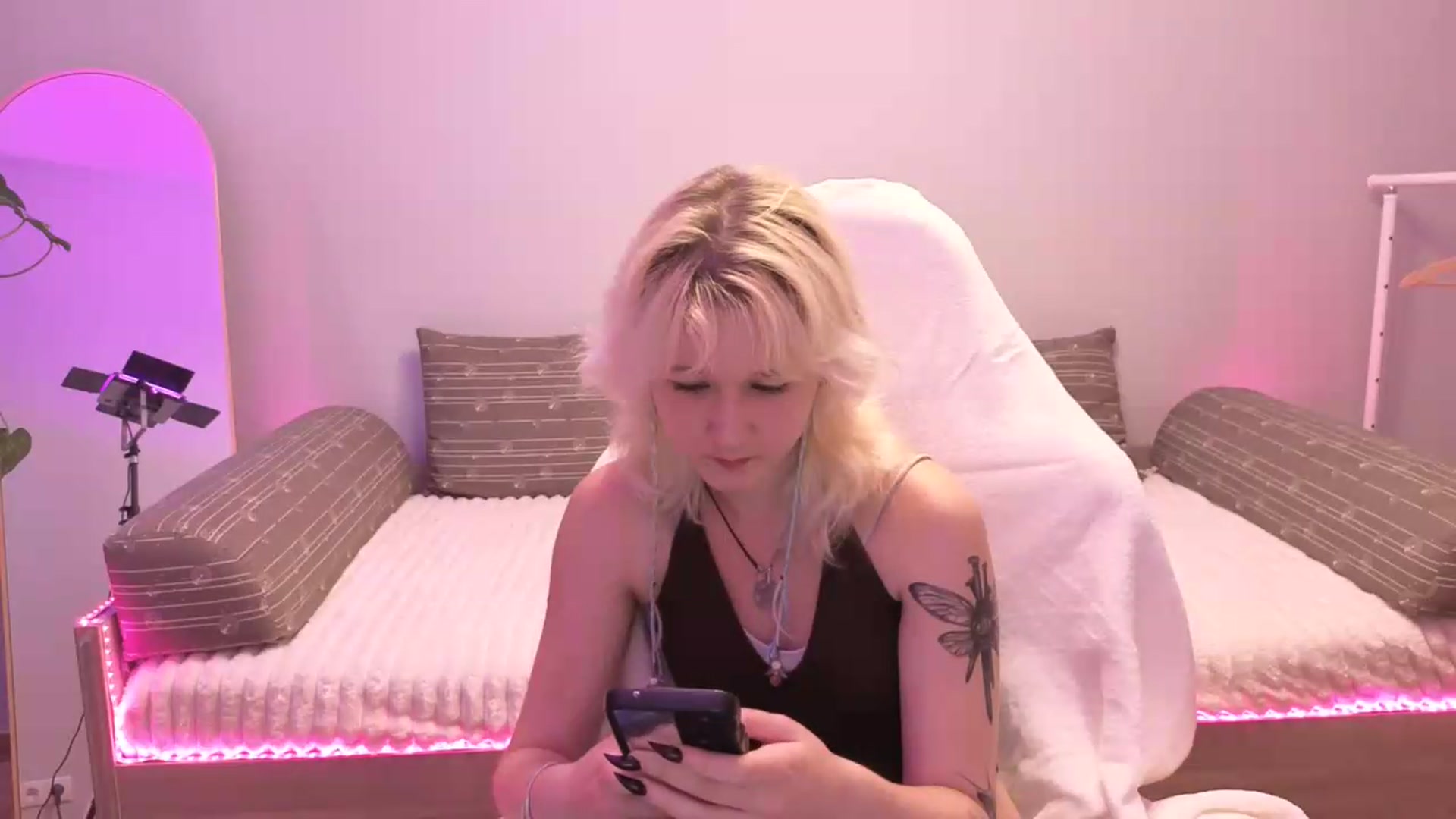 Gallery image thumbnail from Liliia's myfreecams stream on, 05/30/2026, 17:37 image 3 of 20