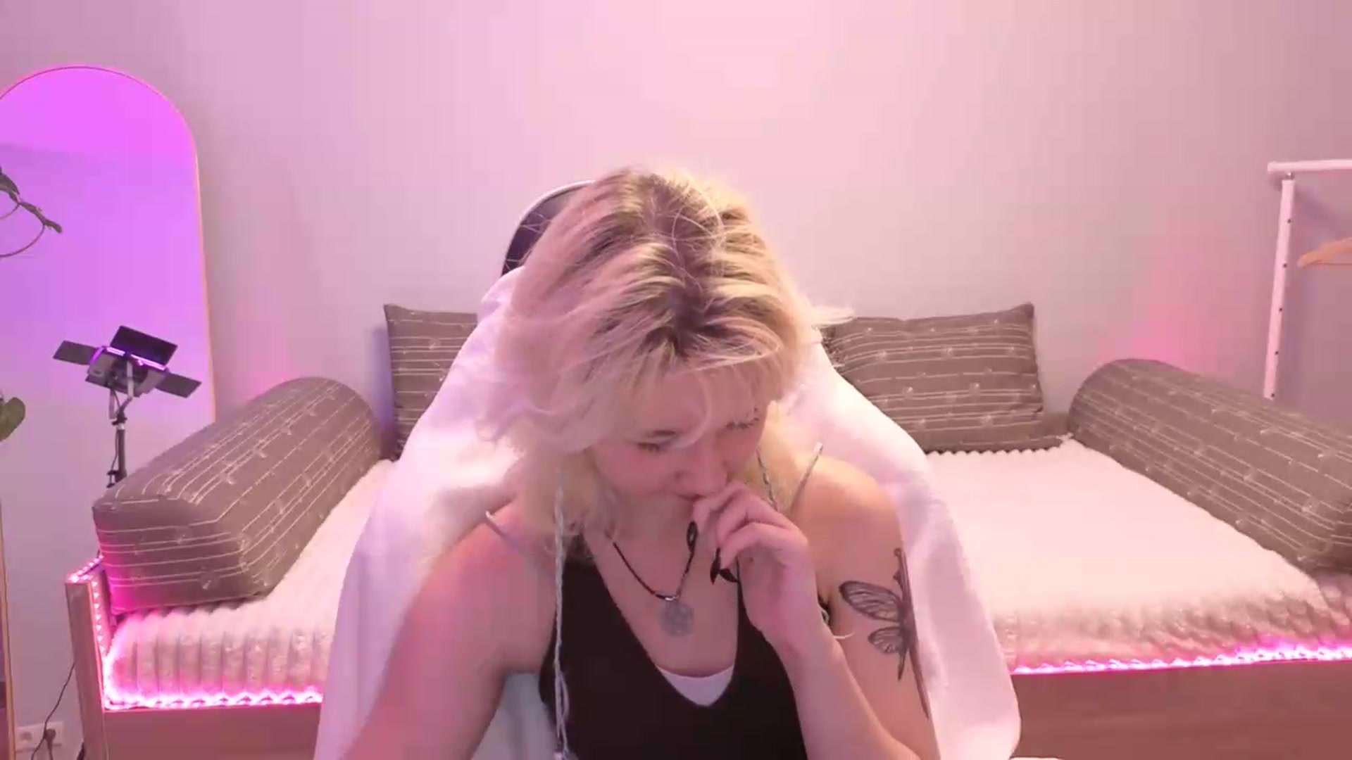 Gallery image thumbnail from Liliia's myfreecams stream on, 05/30/2026, 17:37 image 5 of 20