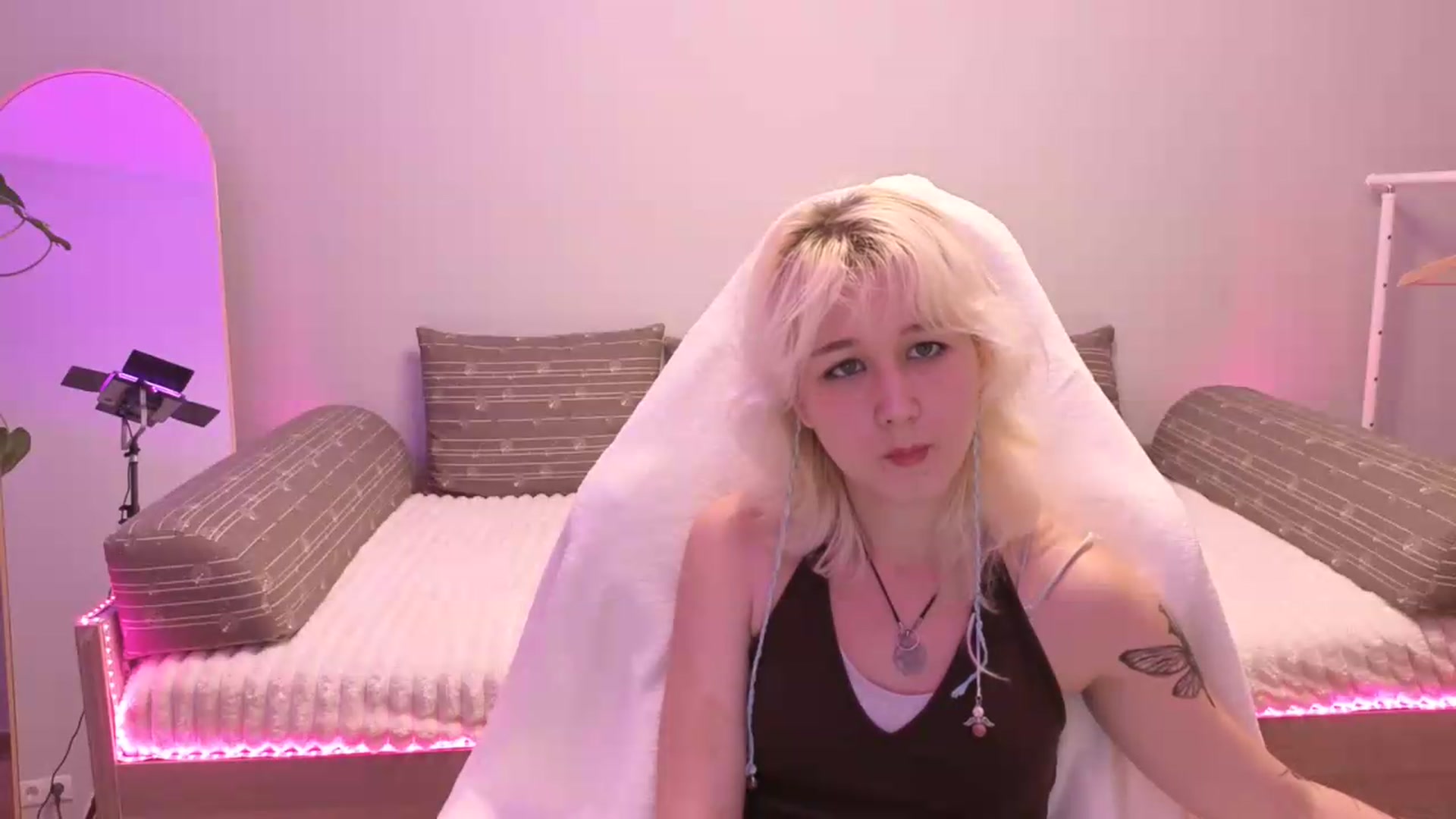 Gallery image thumbnail from Liliia's myfreecams stream on, 05/30/2026, 18:41 image 7 of 20