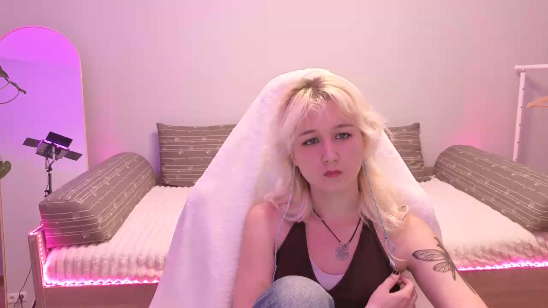 Gallery image thumbnail from Liliia's myfreecams stream on, 05/30/2026, 18:41 image 9 of 20