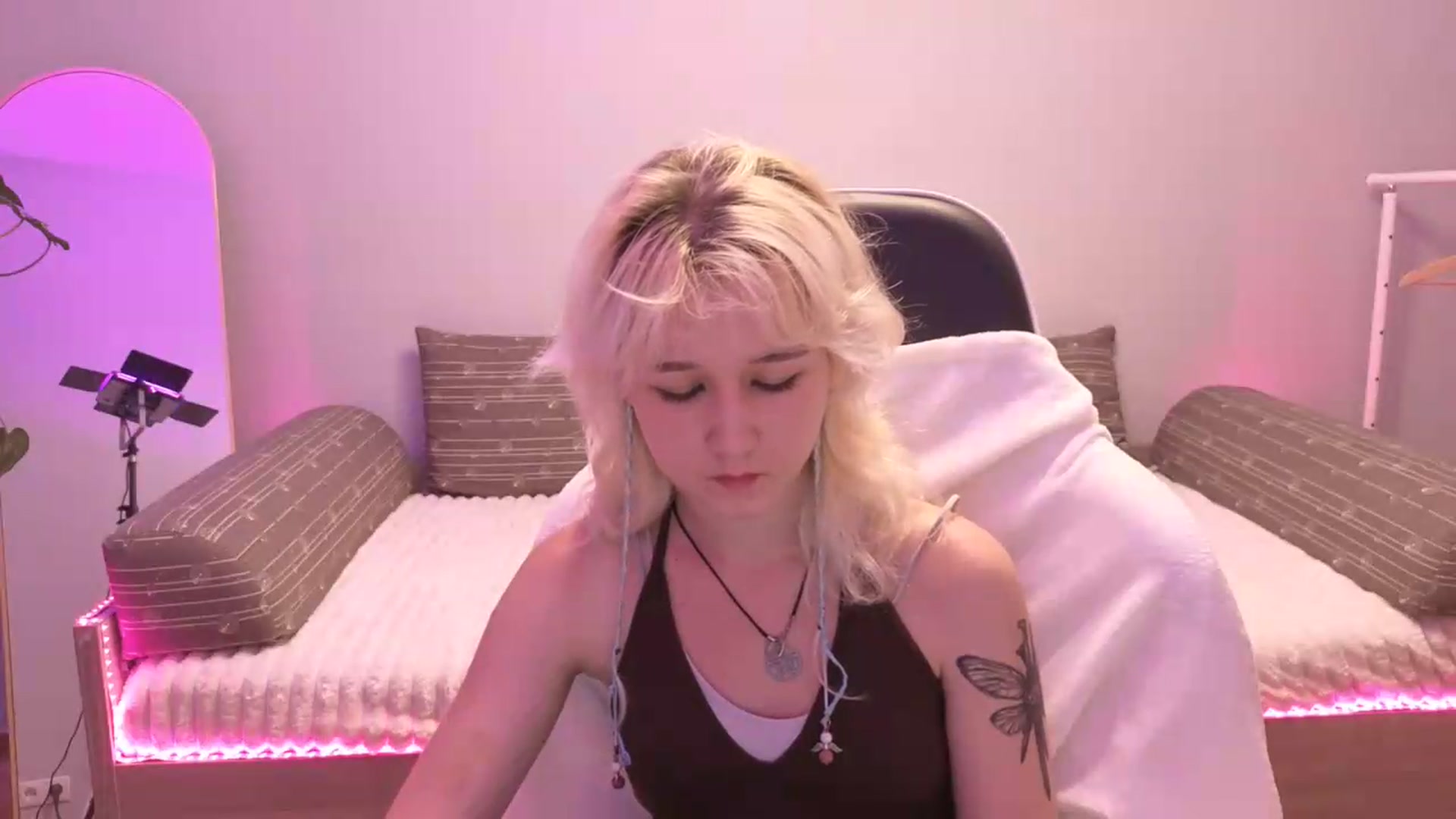 Gallery image thumbnail from Liliia's myfreecams stream on, 05/30/2026, 18:41 image 18 of 20