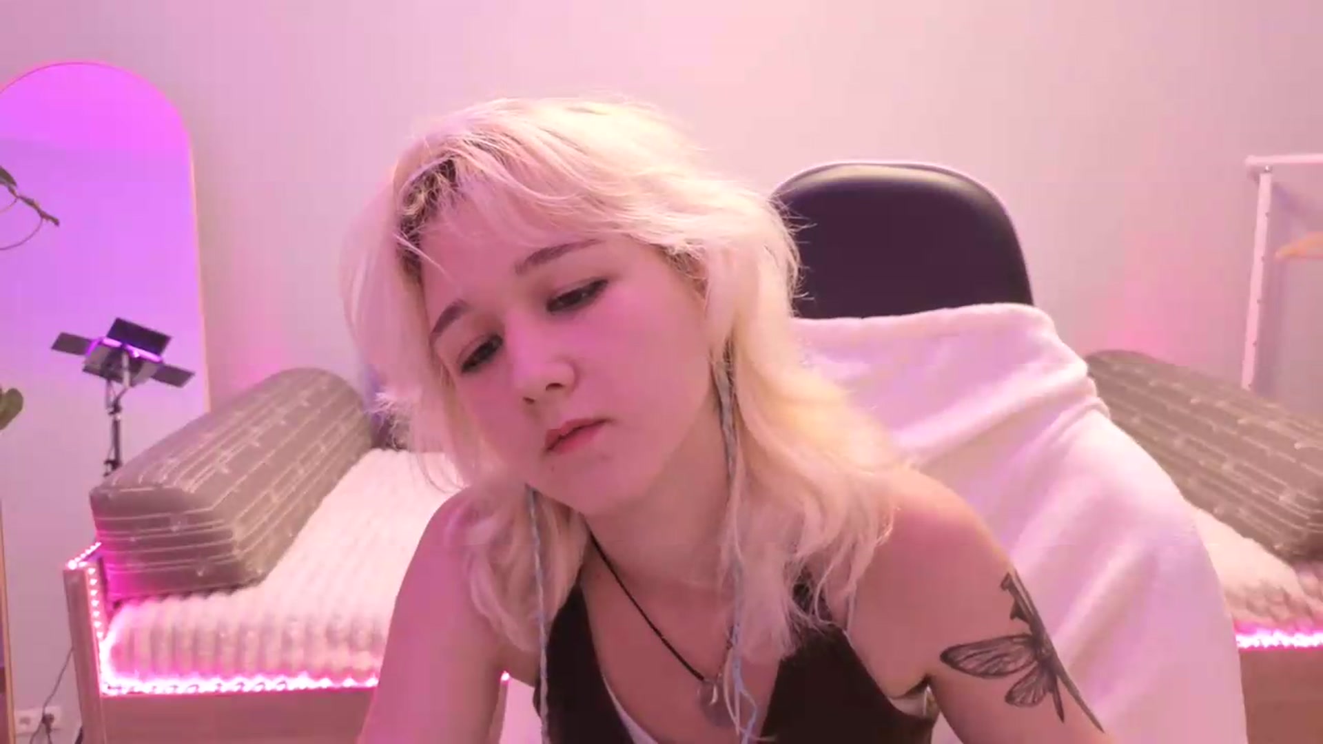 Gallery image thumbnail from Liliia's myfreecams stream on, 05/30/2026, 18:41 image 20 of 20