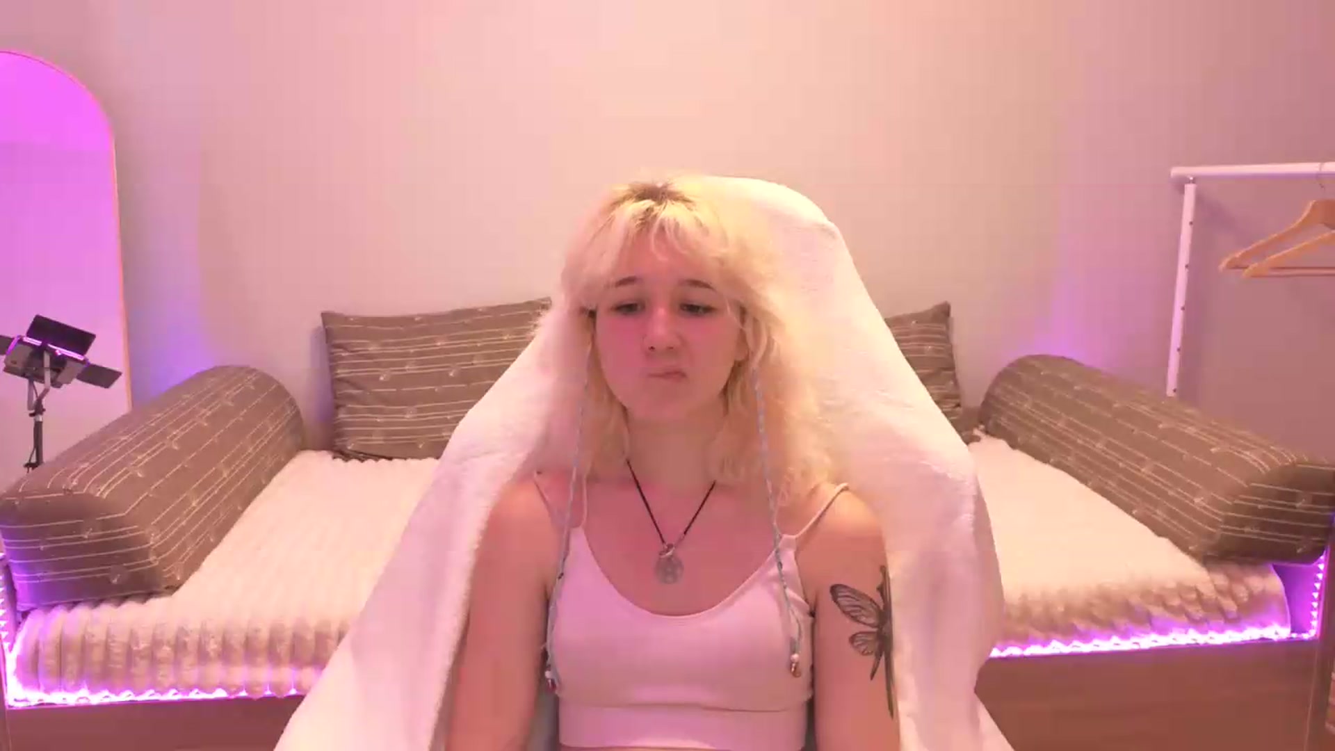 Gallery image thumbnail from Liliia's myfreecams stream on, 05/31/2026, 12:52 image 12 of 20