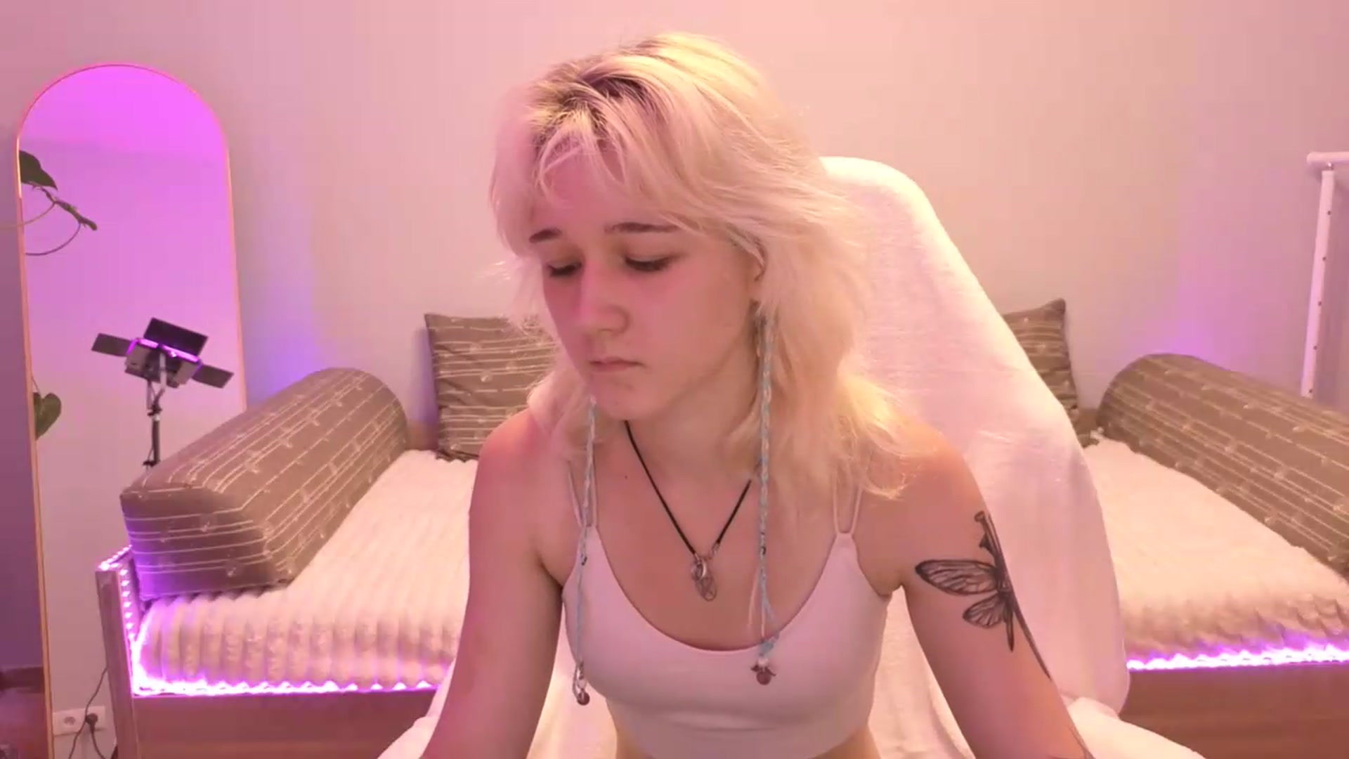 Gallery image thumbnail from Liliia's myfreecams stream on, 05/31/2026, 16:56 image 19 of 20