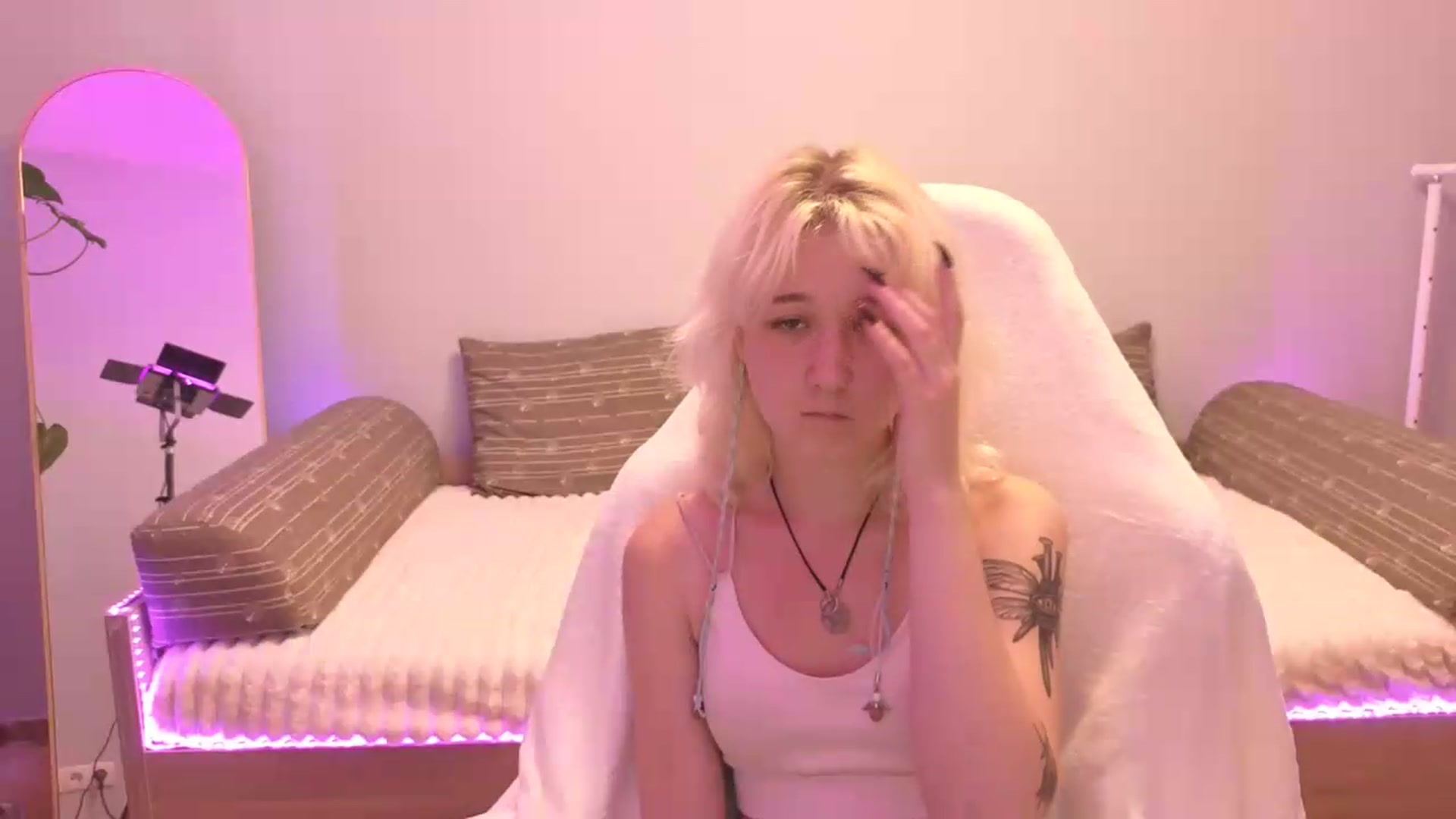 Gallery image thumbnail from Liliia's myfreecams stream on, 05/31/2026, 16:56 image 10 of 20
