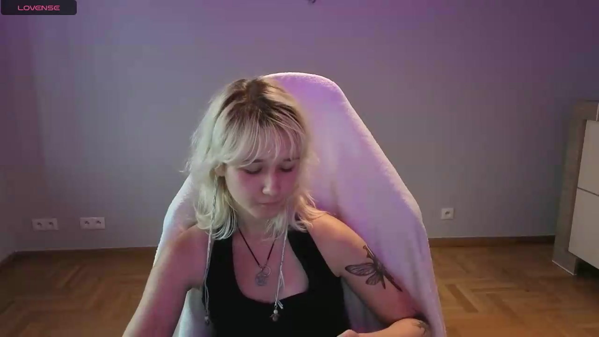 Gallery image thumbnail from Liliia's myfreecams stream on, 06/01/2026, 16:29 image 18 of 20