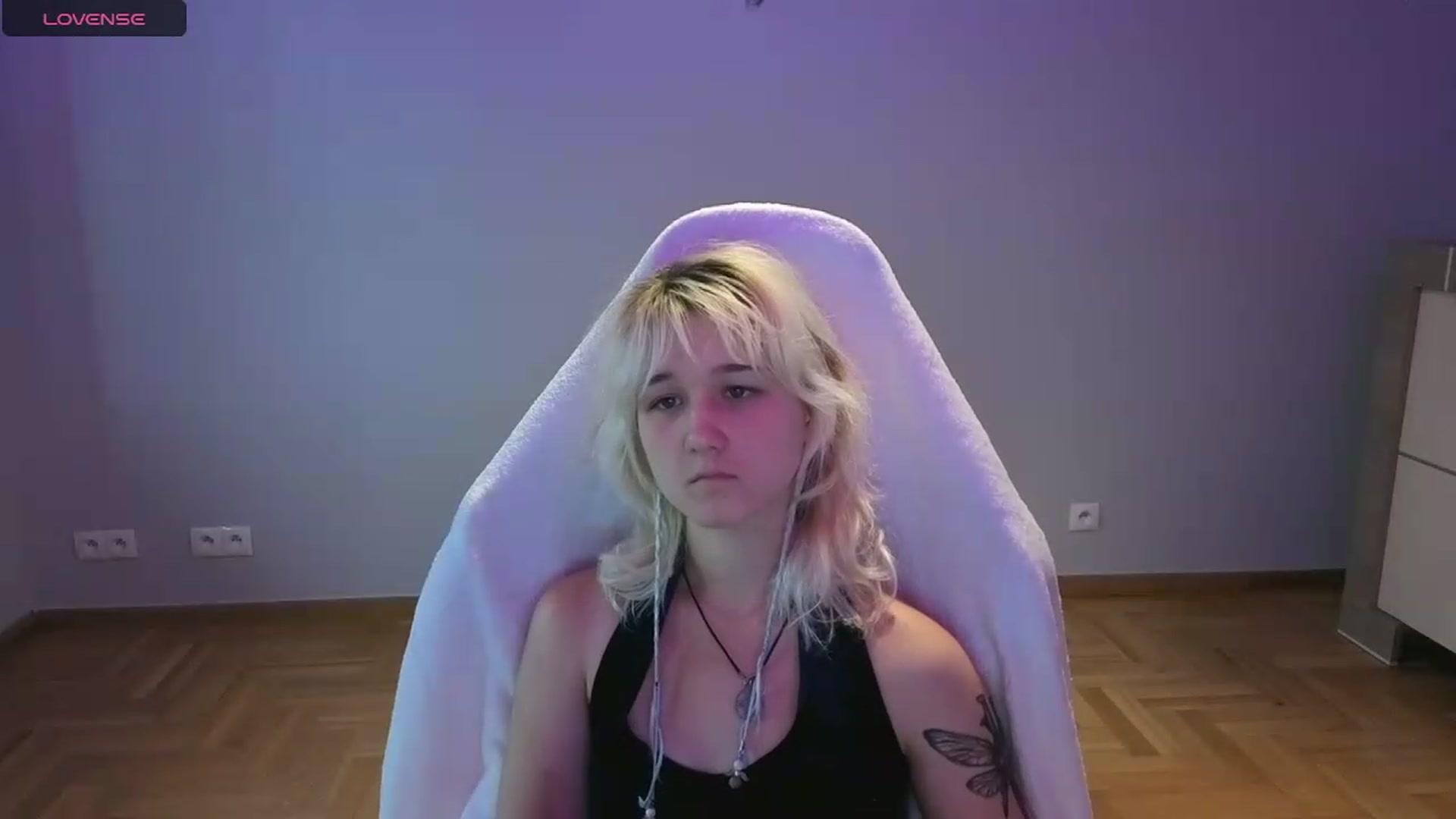 Gallery image thumbnail from Liliia's myfreecams stream on, 06/01/2026, 16:29 image 9 of 20