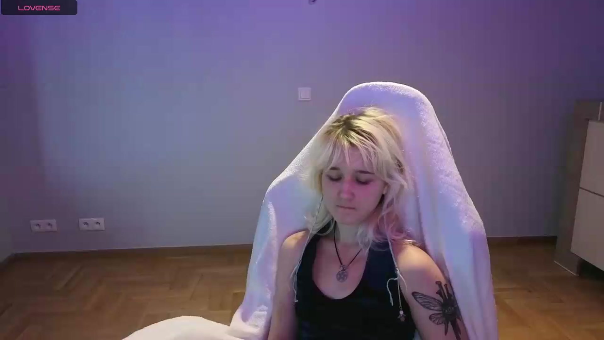 Gallery image thumbnail from Liliia's myfreecams stream on, 06/01/2026, 16:29 image 7 of 20