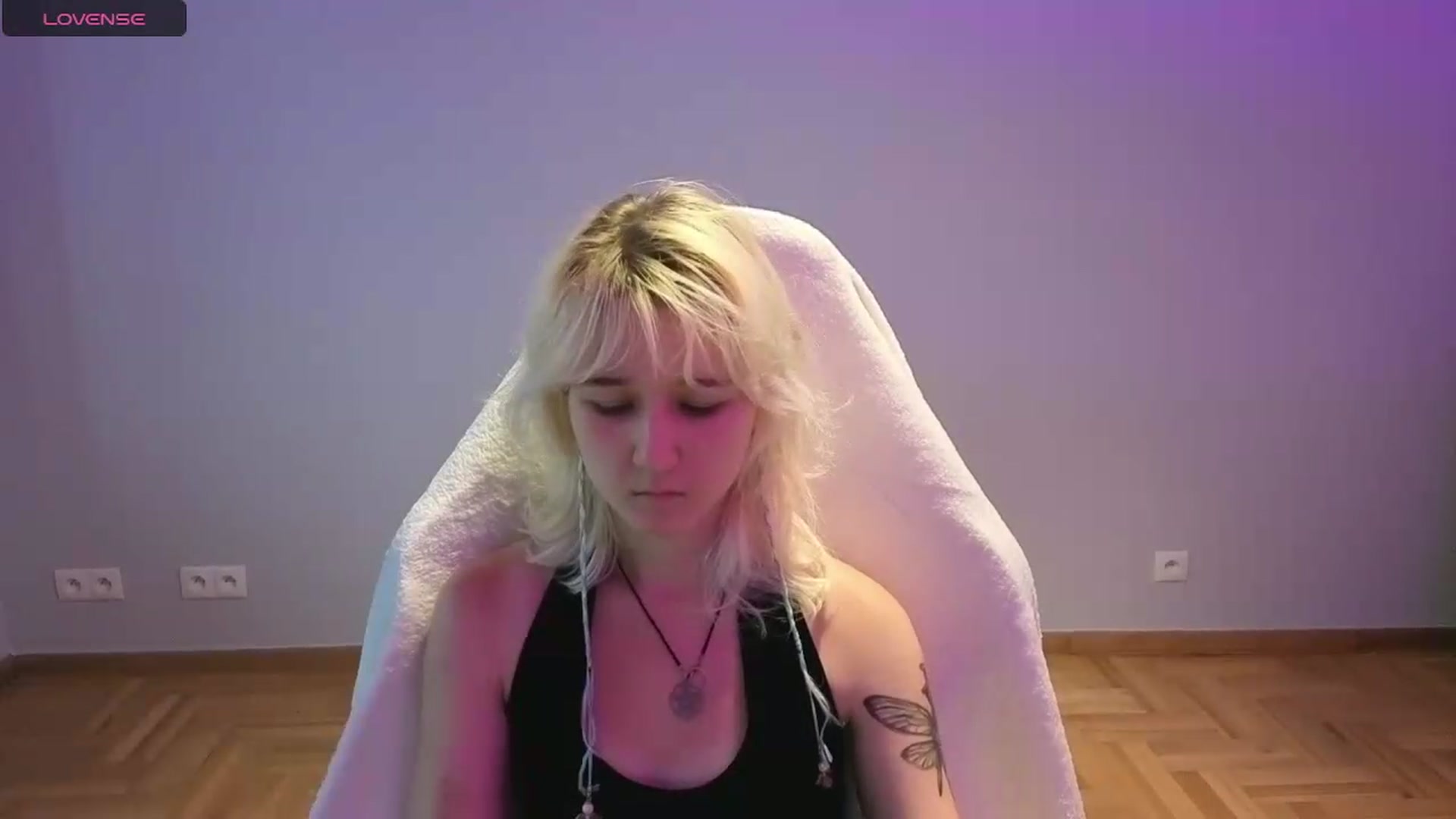Gallery image thumbnail from Liliia's myfreecams stream on, 06/01/2026, 16:29 image 5 of 20
