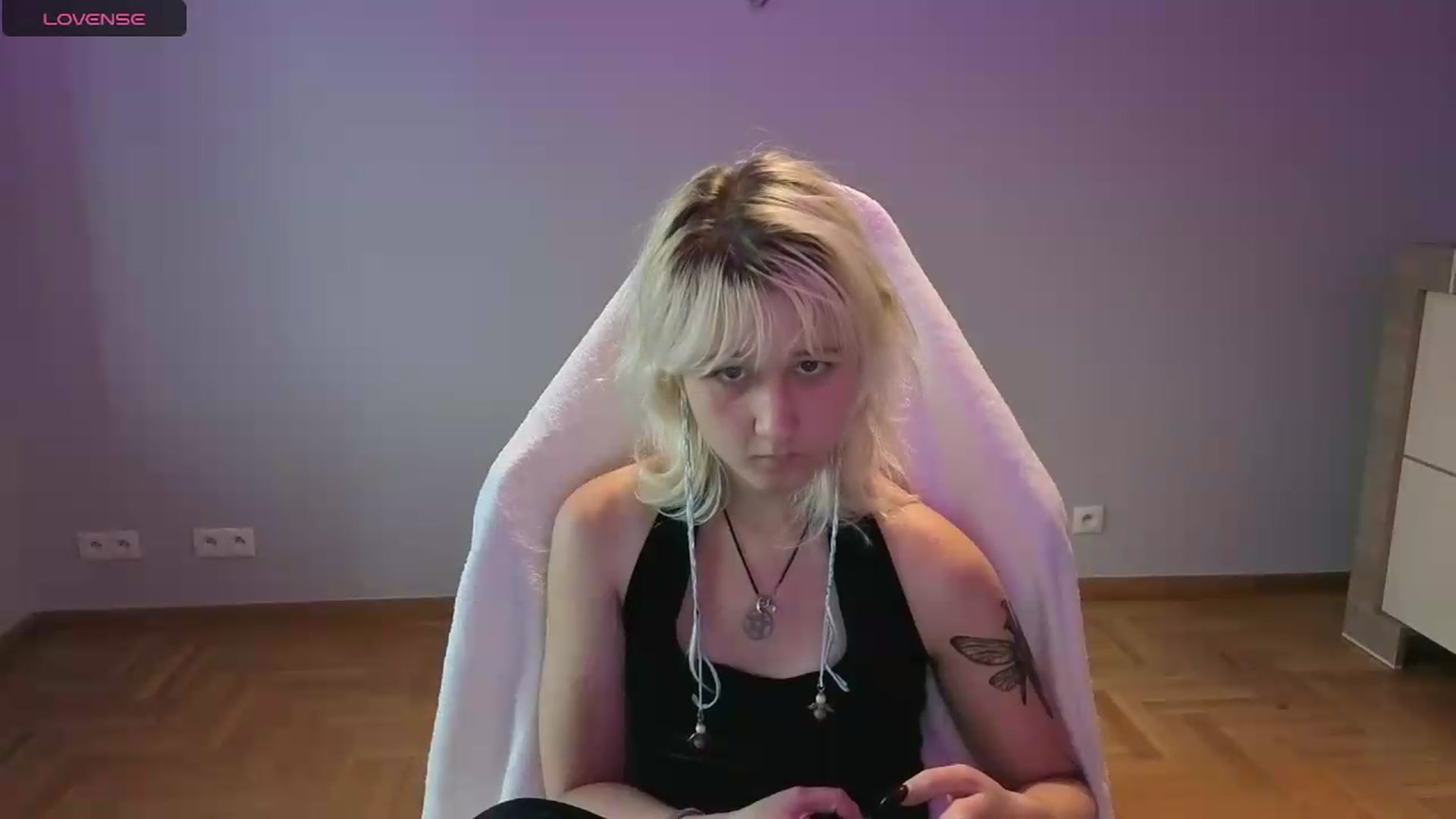 Gallery image thumbnail from Liliia's myfreecams stream on, 06/01/2026, 16:29 image 17 of 20
