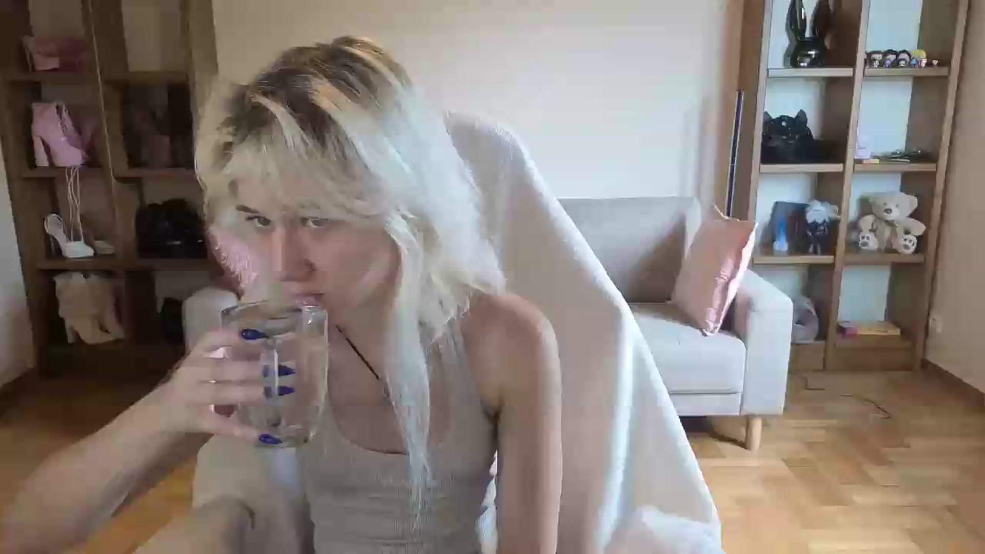 Gallery image thumbnail from Liliia's myfreecams stream on, 06/04/2026, 13:40 image 1 of 20