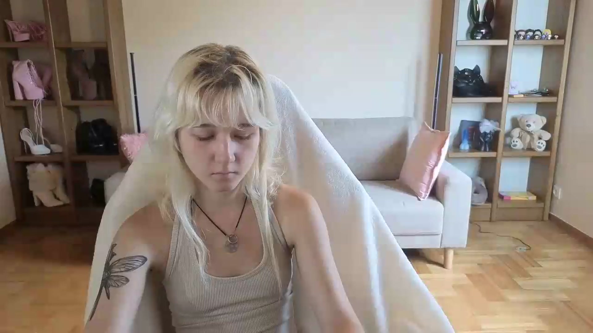 Gallery image thumbnail from Liliia's myfreecams stream on, 06/04/2026, 13:40 image 18 of 20