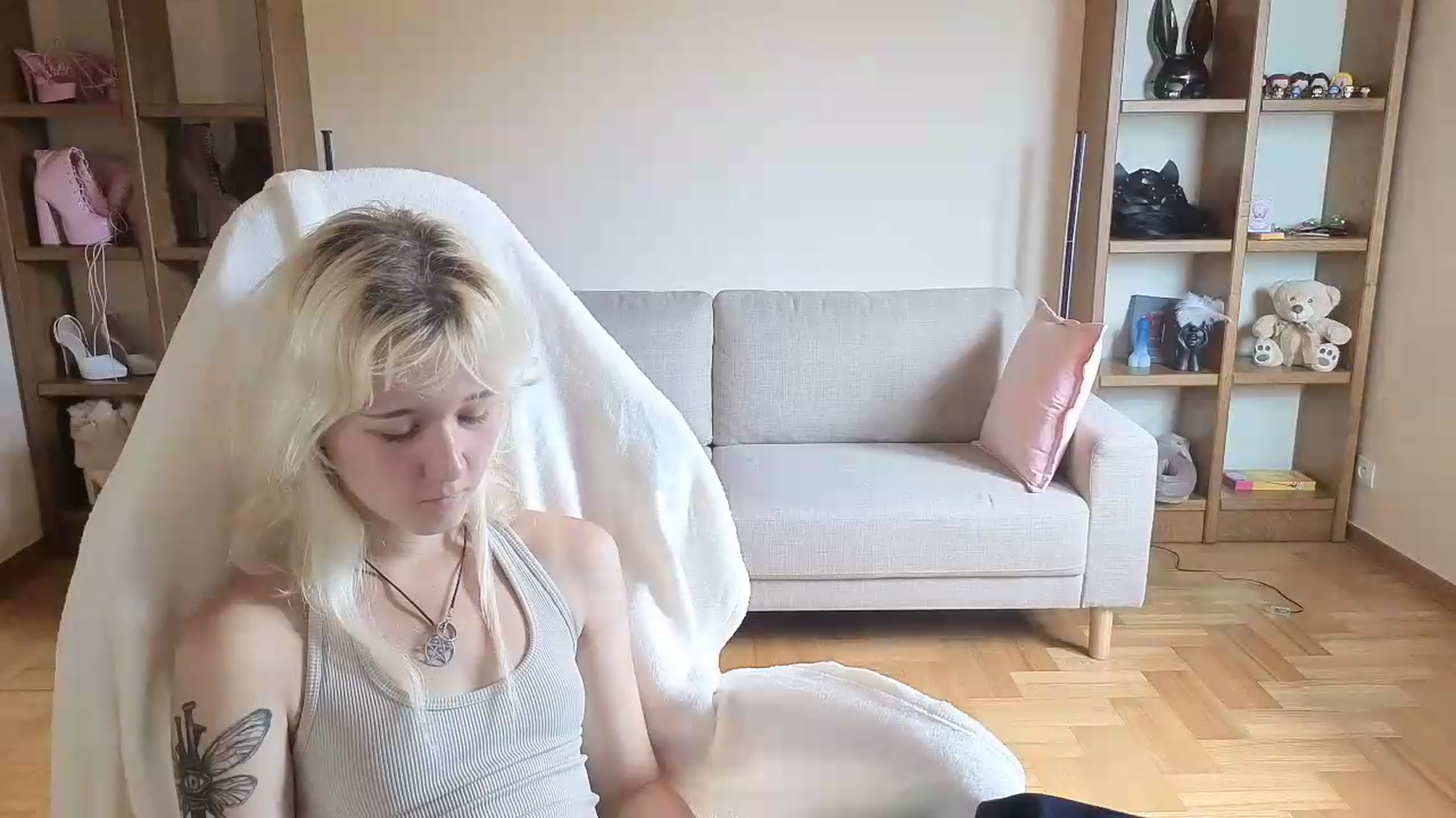 Gallery image thumbnail from Liliia's myfreecams stream on, 06/04/2026, 14:34 image 6 of 20