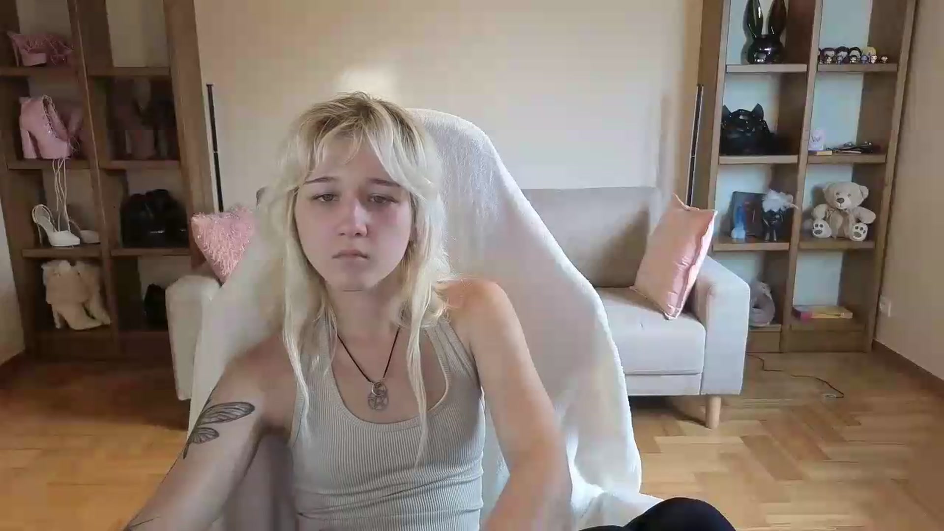 Gallery image thumbnail from Liliia's myfreecams stream on, 06/04/2026, 17:50 image 15 of 20
