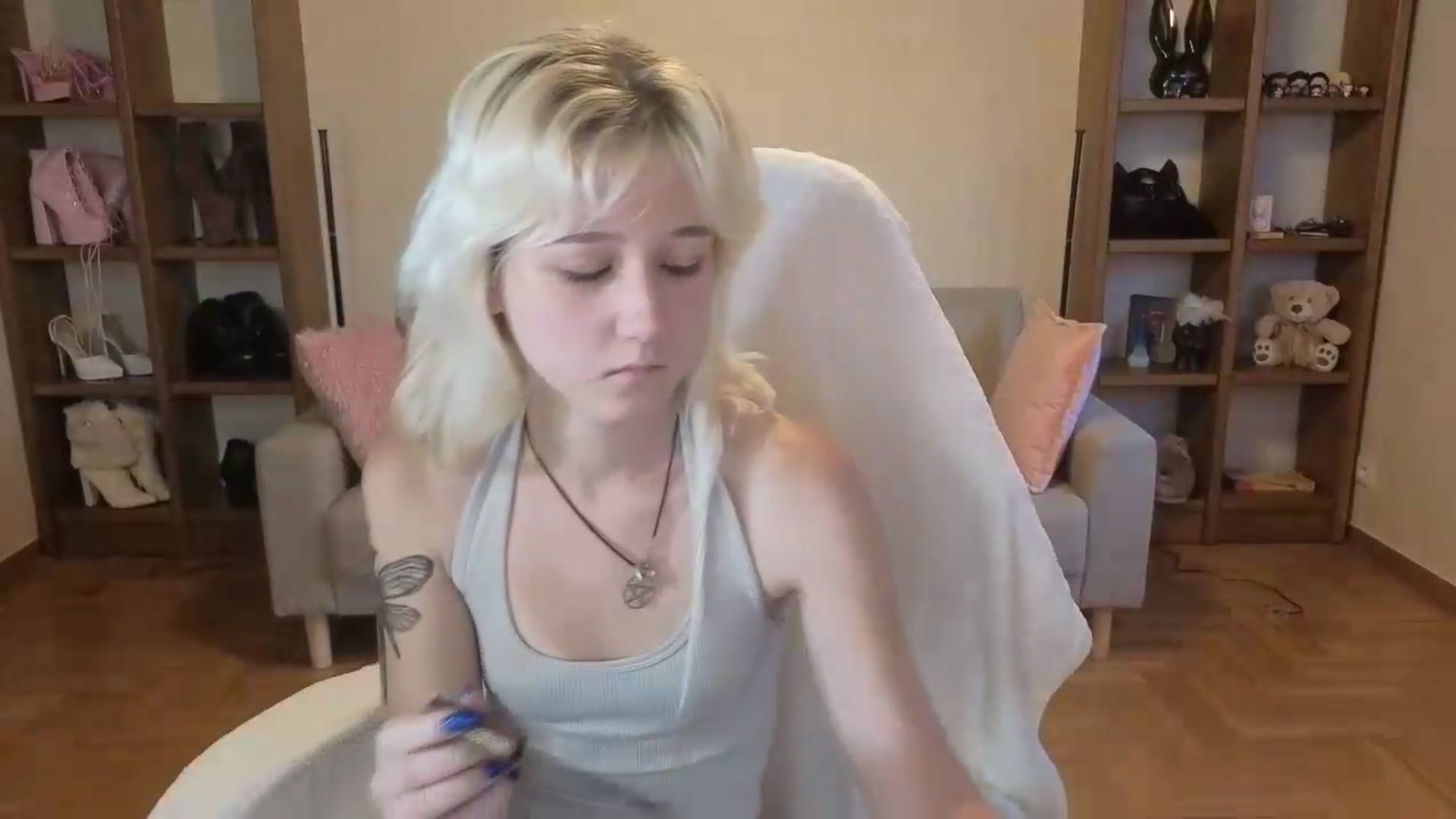 Gallery image thumbnail from Liliia's myfreecams stream on, 06/04/2026, 18:45 image 6 of 20