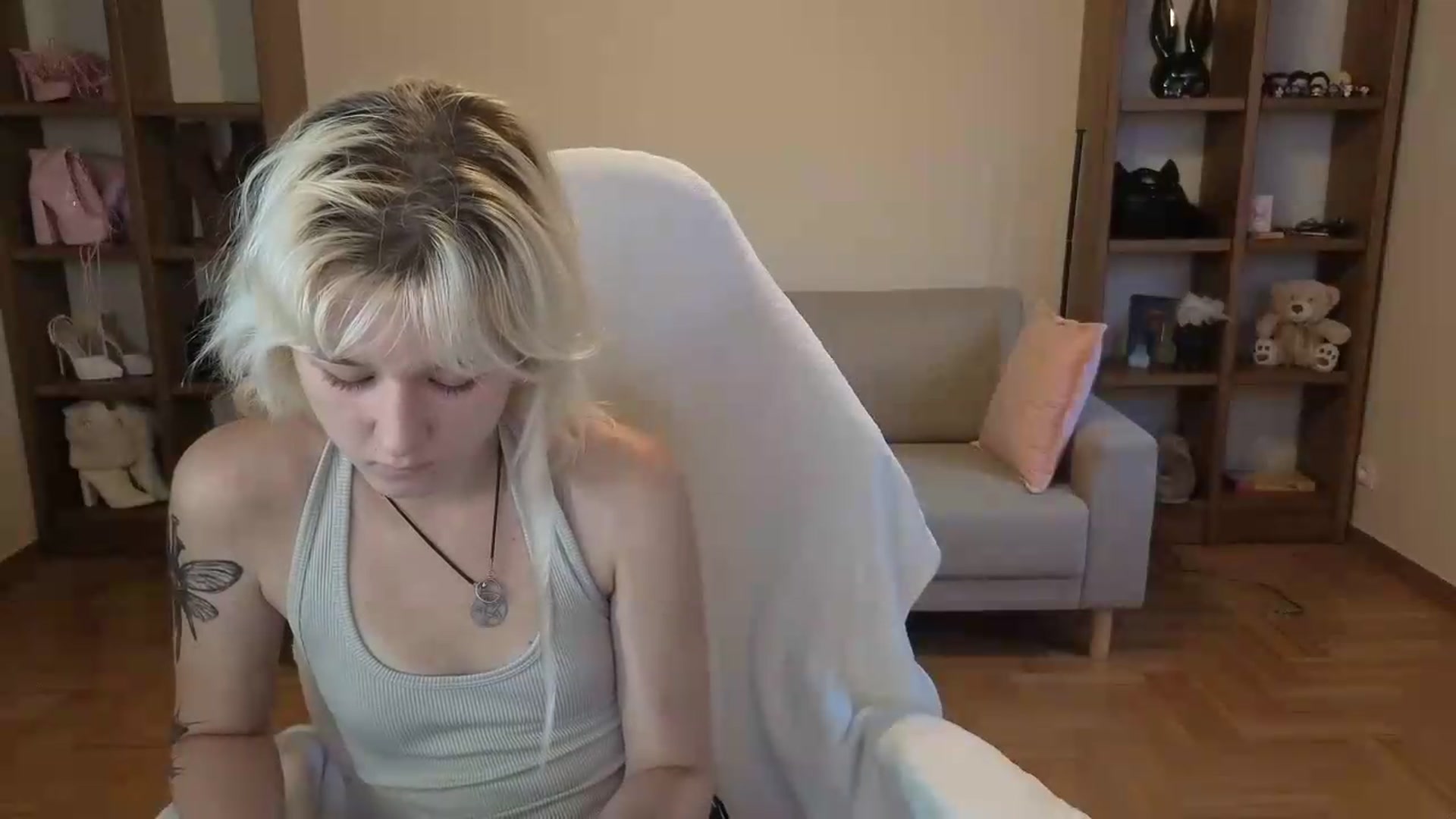 Gallery image thumbnail from Liliia's myfreecams stream on, 06/04/2026, 18:45 image 3 of 20