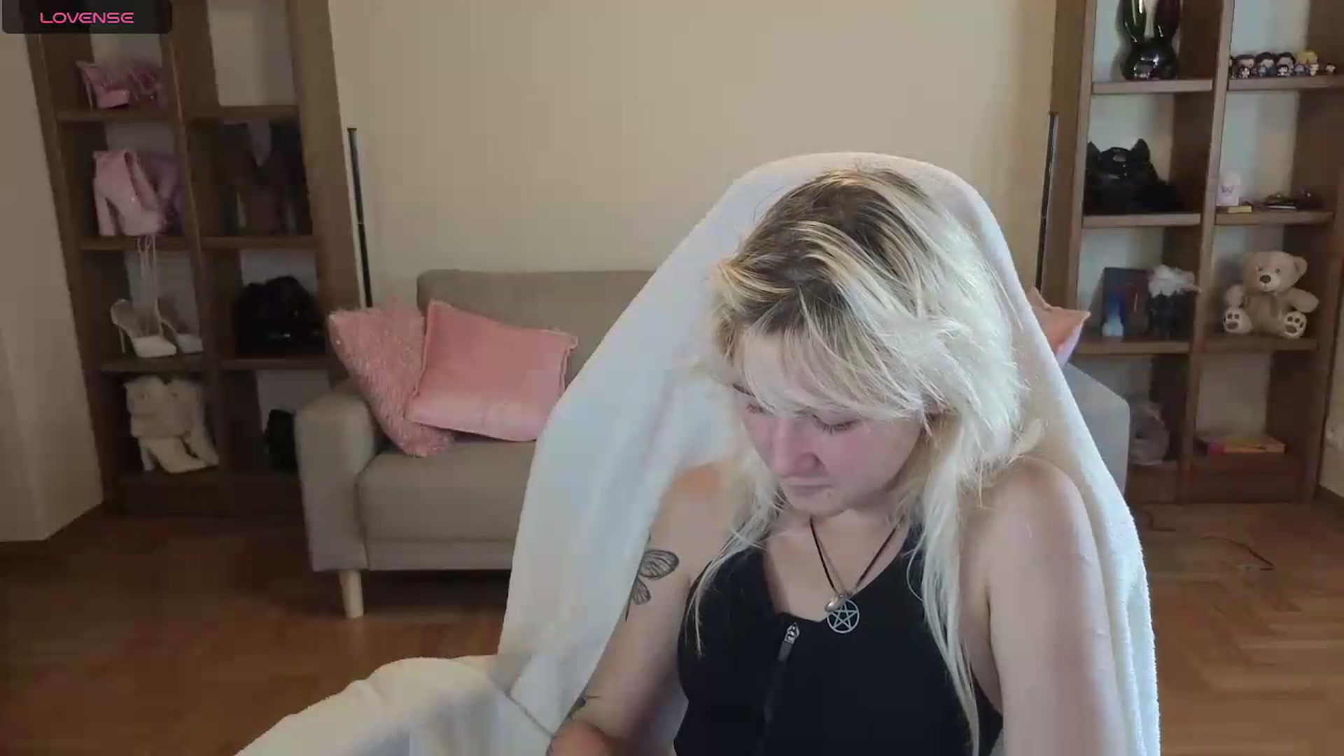 Gallery image thumbnail from Liliia's myfreecams stream on, 06/06/2026, 16:02 image 13 of 20