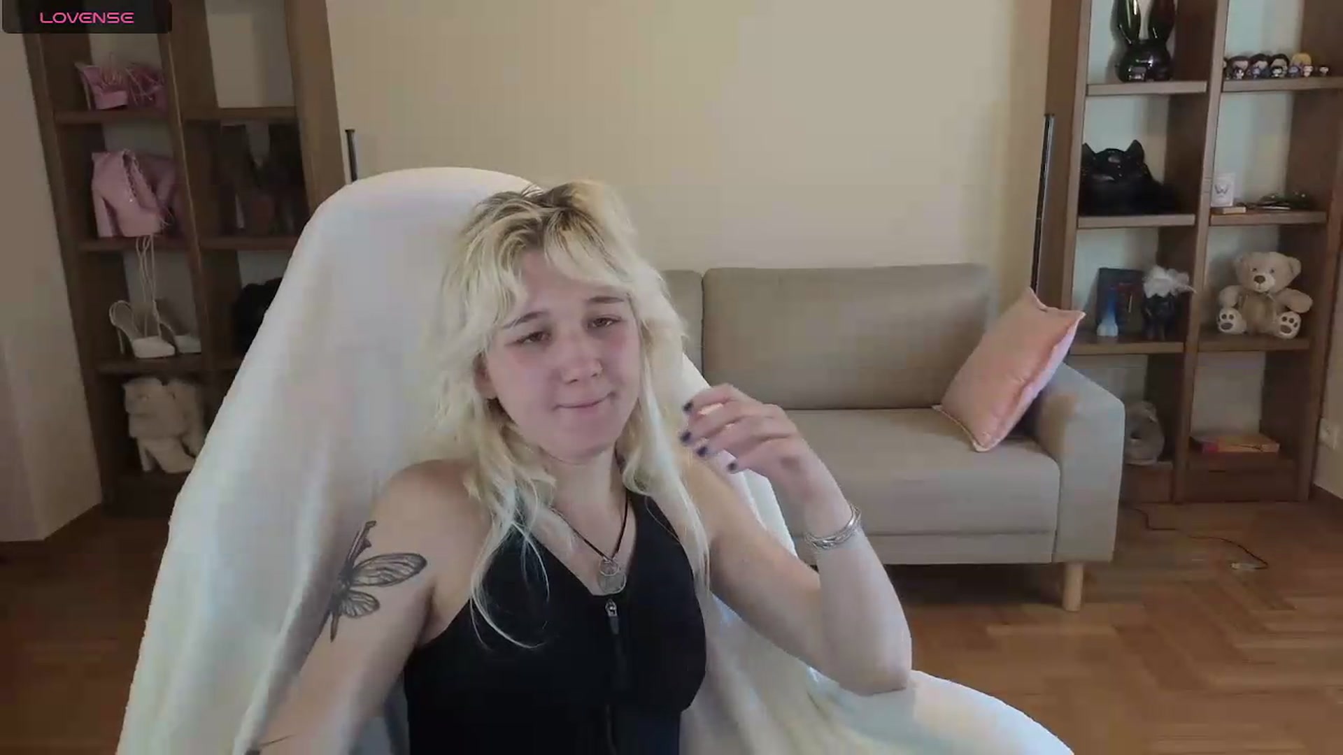 Gallery image thumbnail from Liliia's myfreecams stream on, 06/06/2026, 16:02 image 5 of 20