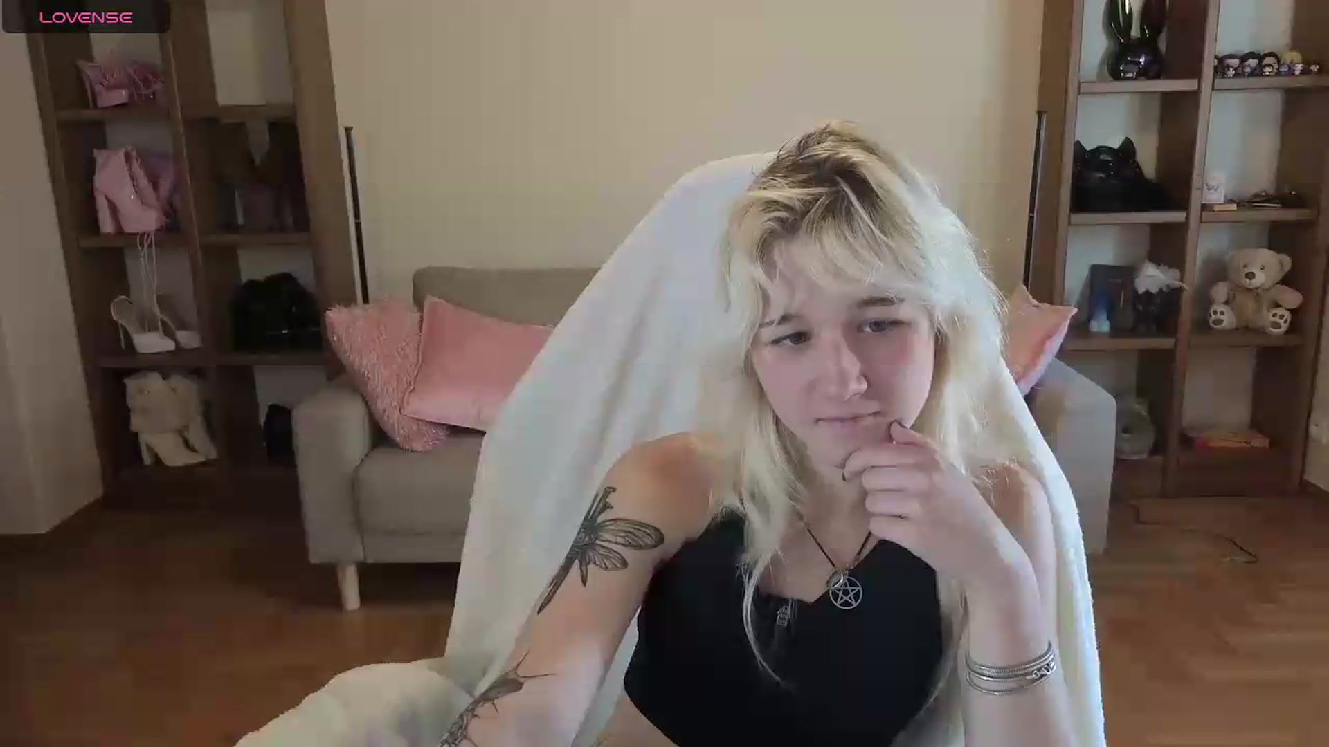 Gallery image thumbnail from Liliia's myfreecams stream on, 06/06/2026, 16:02 image 14 of 20