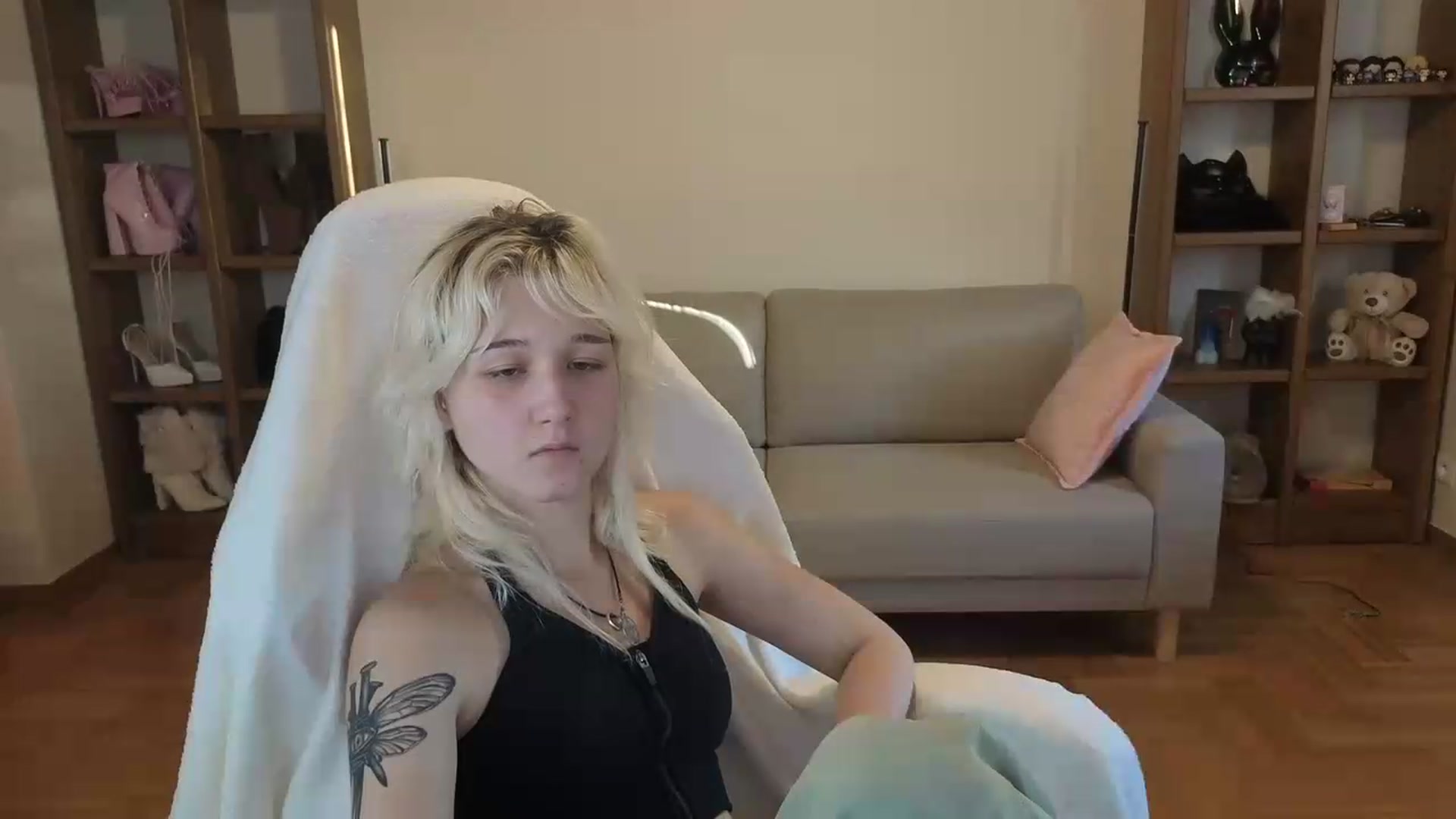 Gallery image thumbnail from Liliia's myfreecams stream on, 06/06/2026, 17:47 image 15 of 20