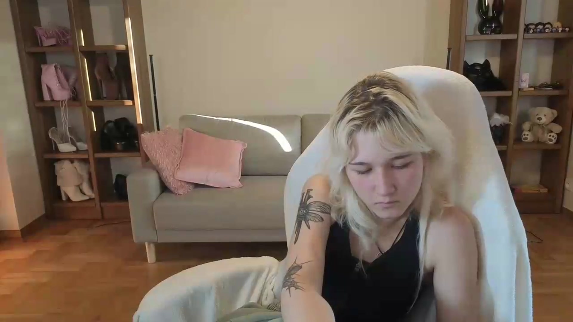 Gallery image thumbnail from Liliia's myfreecams stream on, 06/06/2026, 17:47 image 12 of 20